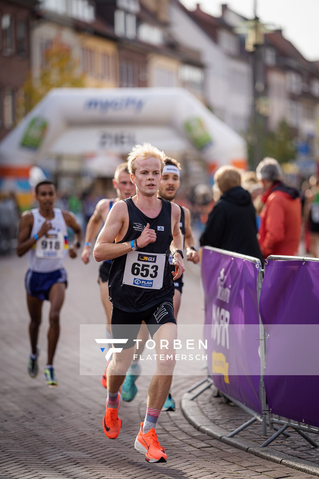 Jakob Wilkens (LT Haspa Marathon Hamburg) am 31.10.2021 waehrend der DM 10km Strasse in Uelzen