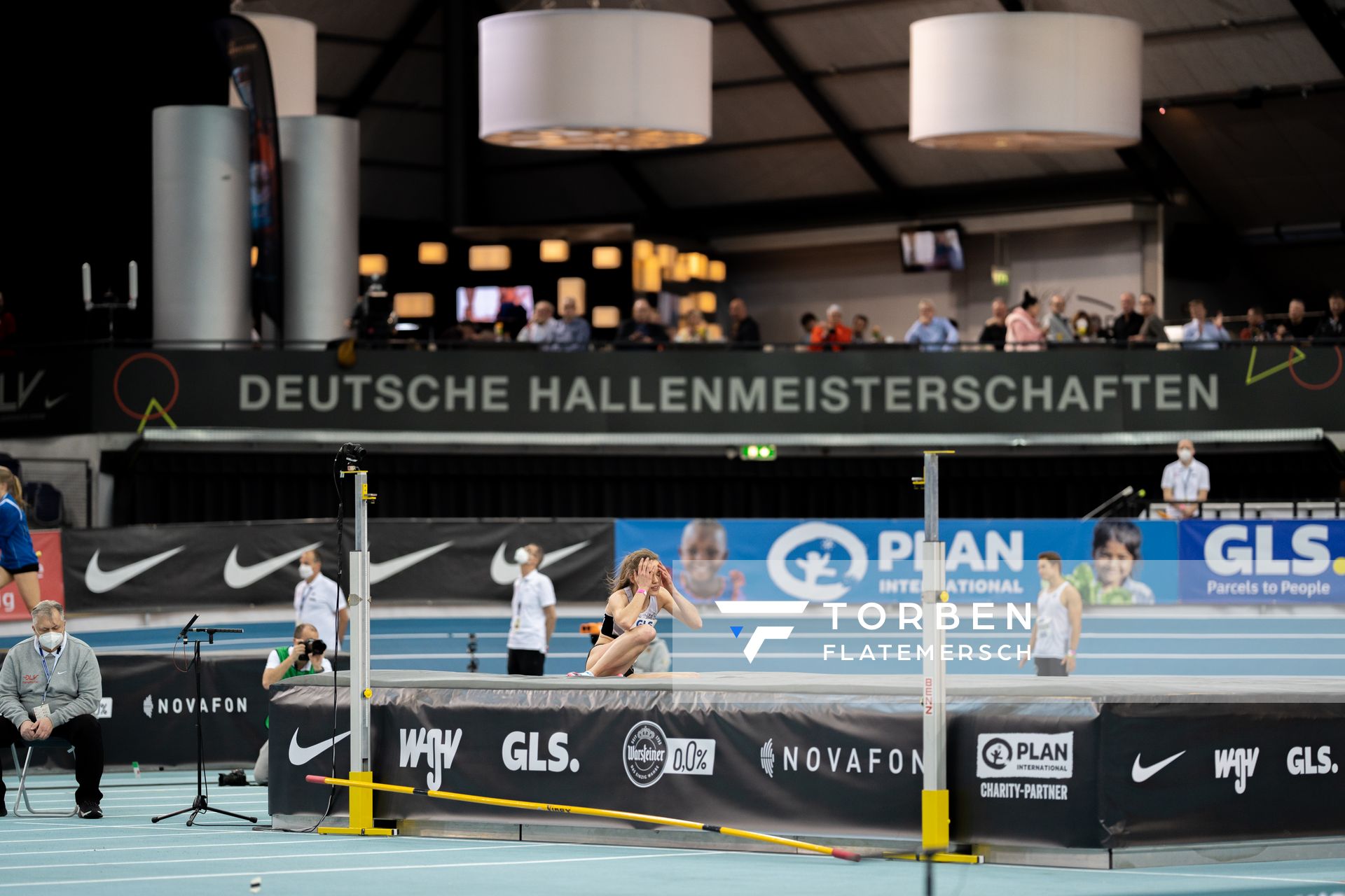 Lea Halmans (SV GO! Saar 05) am 27.02.2022 waehrend der Deutschen Leichtathletik-Hallenmeisterschaften (Tag 2) in der Quarterback Immobilien Arena in Leipzig