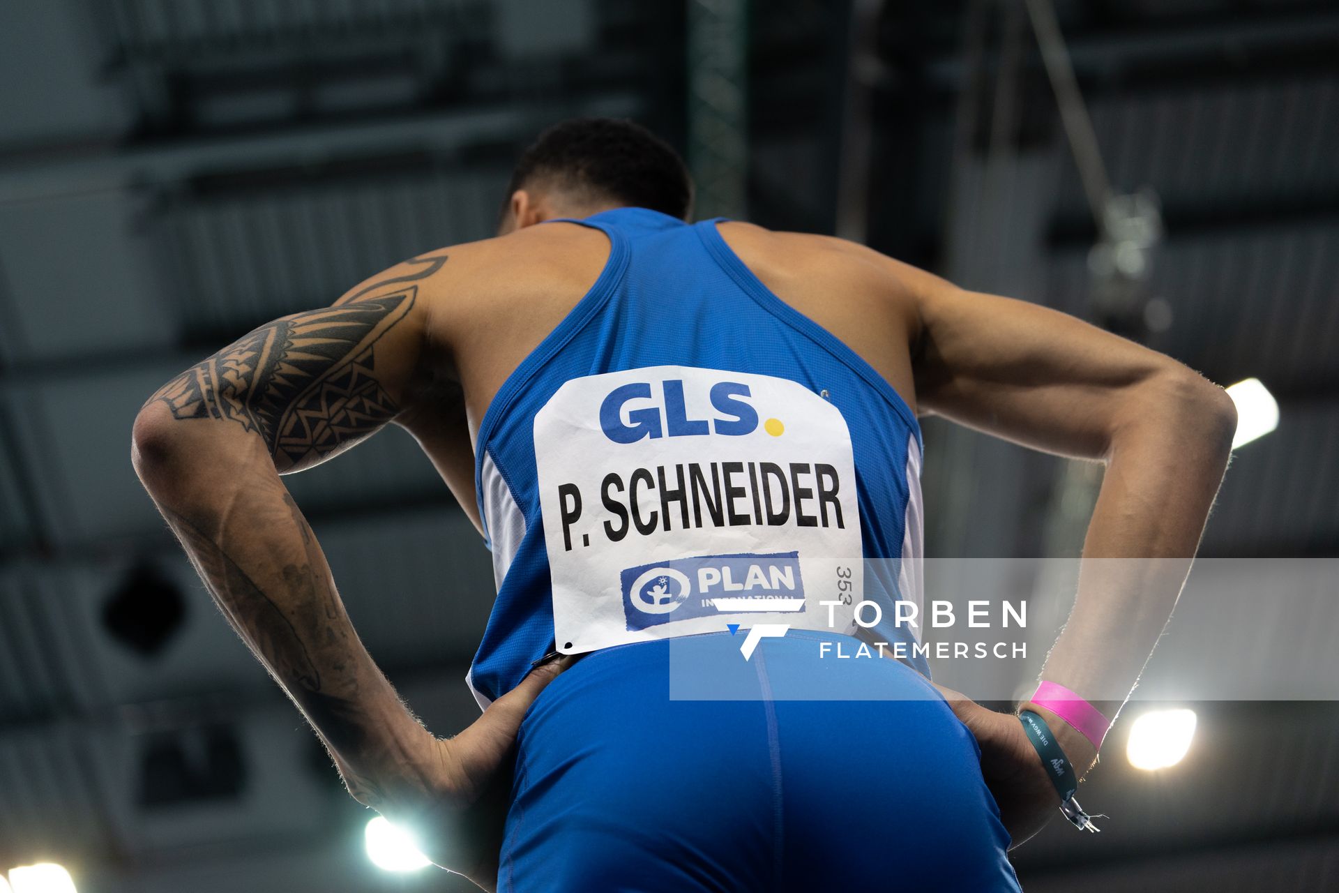 Patrick Schneider (TV Wattenscheid 01) im 400m Finale am 27.02.2022 waehrend der Deutschen Leichtathletik-Hallenmeisterschaften (Tag 2) in der Quarterback Immobilien Arena in Leipzig