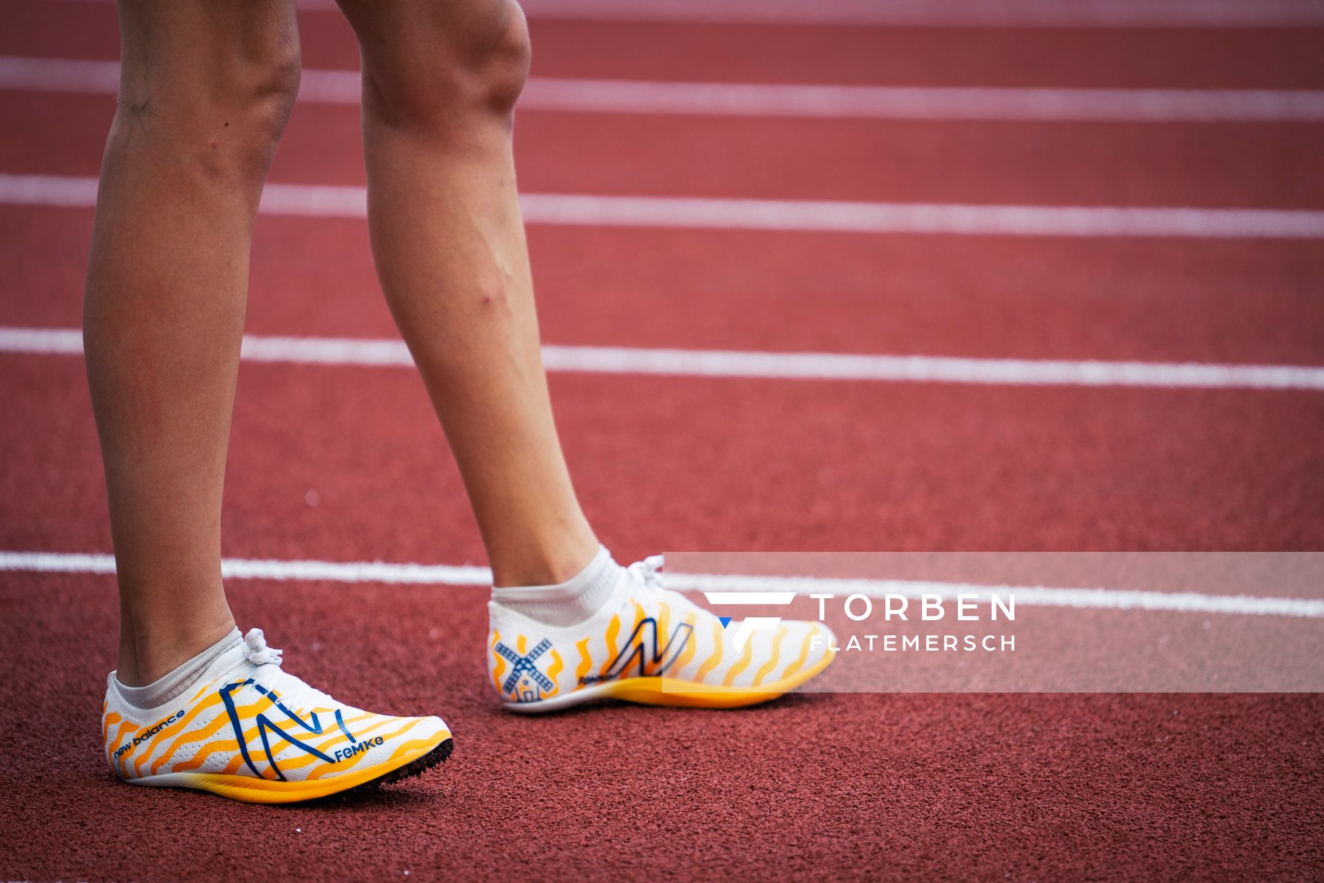 Schuhe von Femke Bol (NED) im 400m Halbfinale am 16.08.2022 bei den Leichtathletik-Europameisterschaften in Muenchen