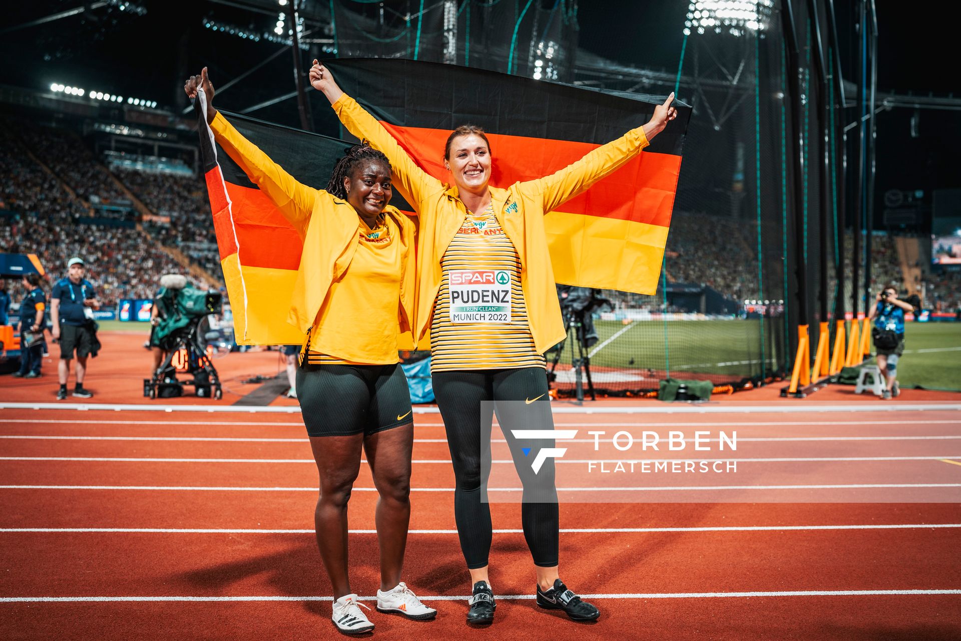 Claudine Vita (GER), Kristin Pudenz (GER) am 16.08.2022 bei den Leichtathletik-Europameisterschaften in Muenchen