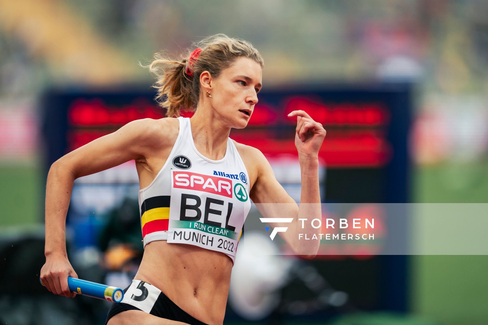 Helena Ponette (BEL) mit der 4x400m Staffel am 19.08.2022 bei den Leichtathletik-Europameisterschaften in Muenchen