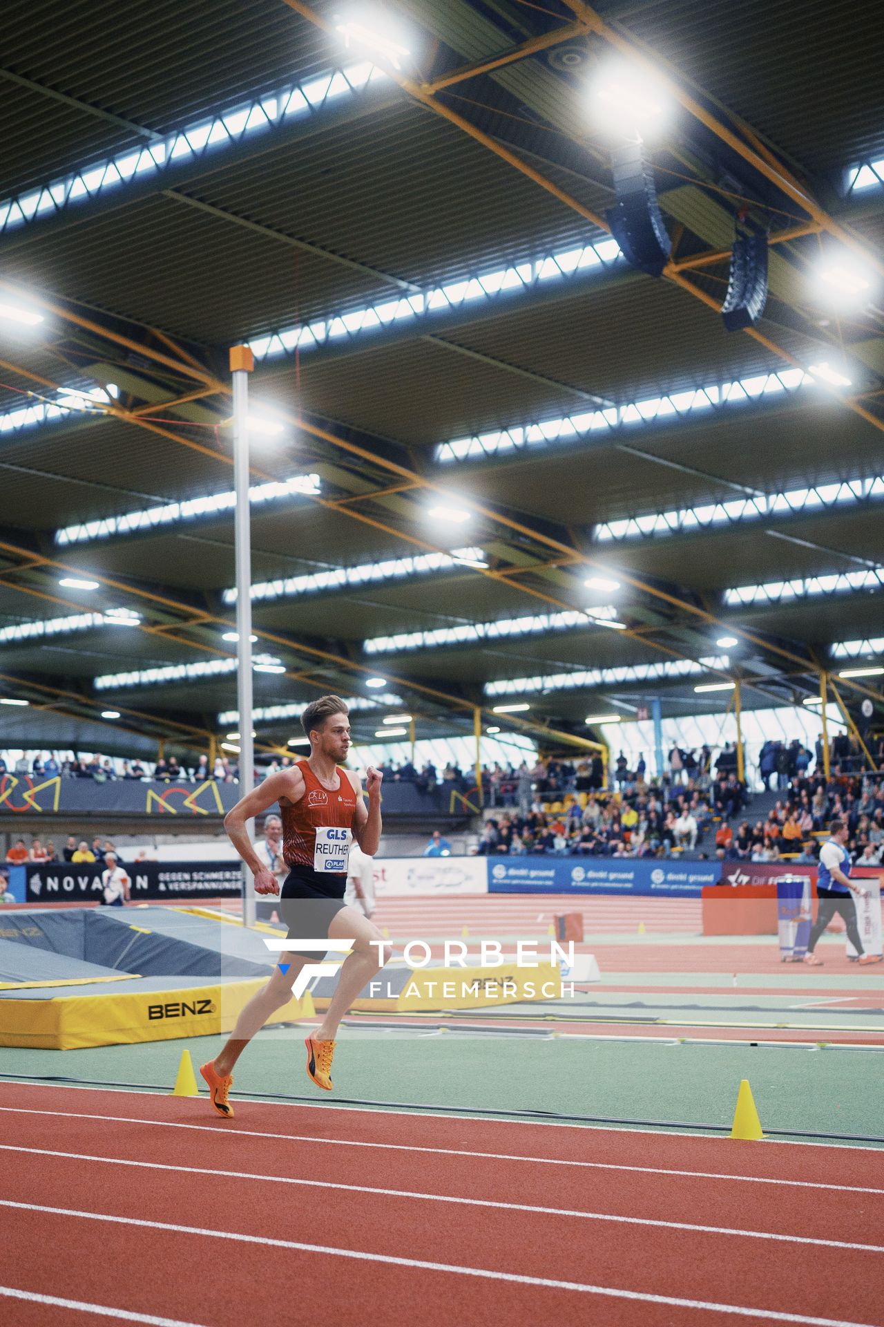 Marc Reuther (Koenigsteiner LV) bei den Deutschen Leichtathletik-Hallenmeisterschaften am 18.02.2023 in der Helmut-Koernig-Halle in Dortmund