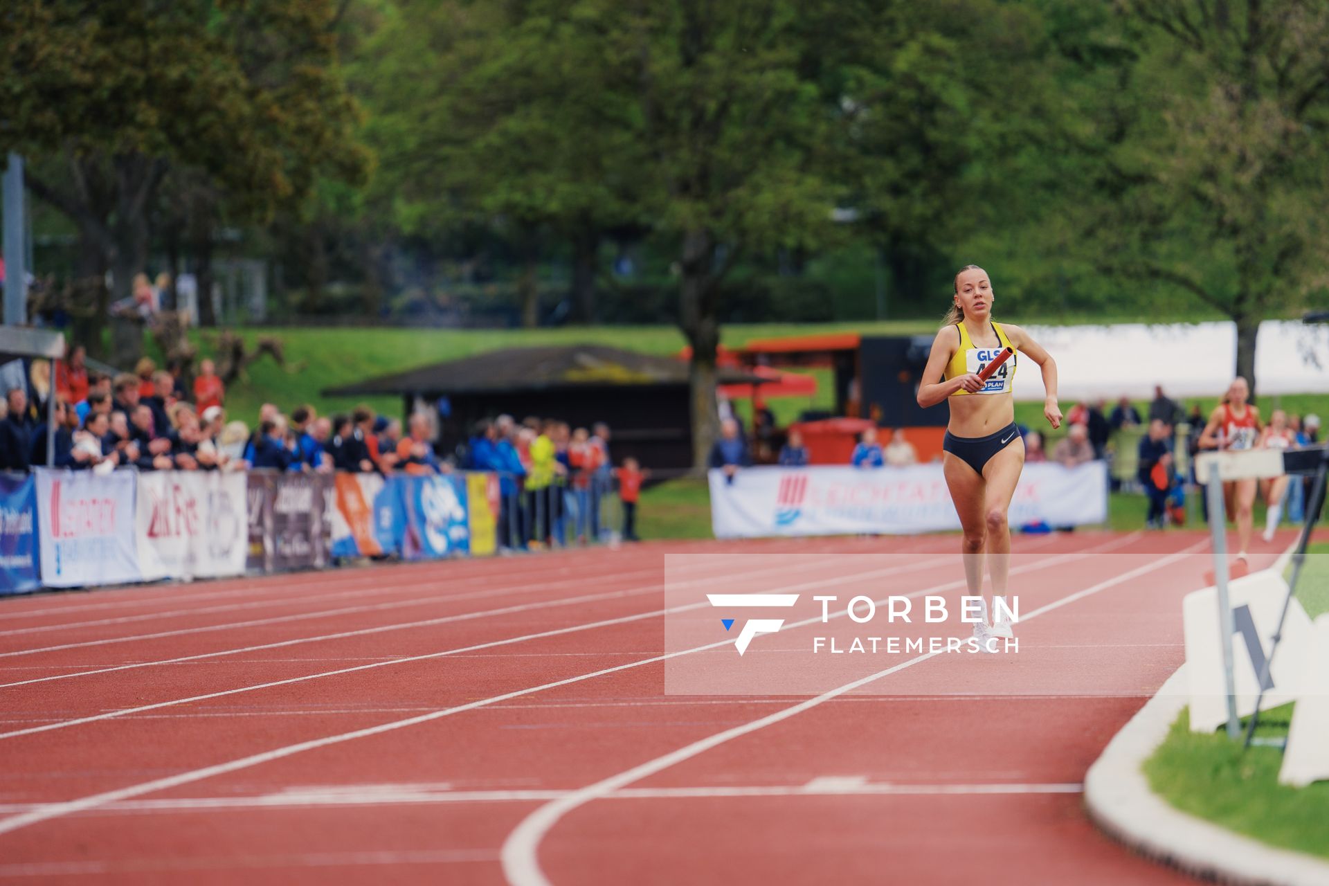 Carolin Hinrichs (VfL Loeningen) am 29.04.2023 bei den deutschen Meisterschaften Langstaffel in Bietigheim-Bissingen