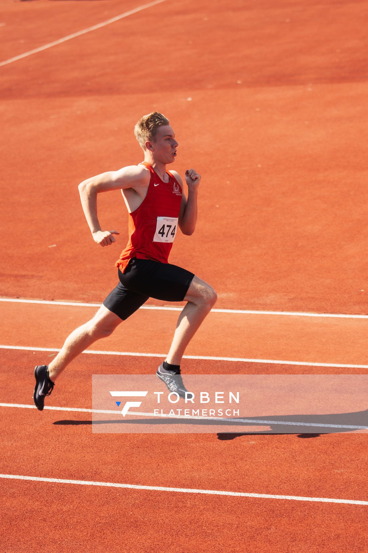 Thorben Finke (SV Sigiltra Soegel) ueber 400m am 10.06.2023 waehrend den NLV + BLV U20/U16 Landesmeisterschaften im Stadion Berliner Ring in Verden