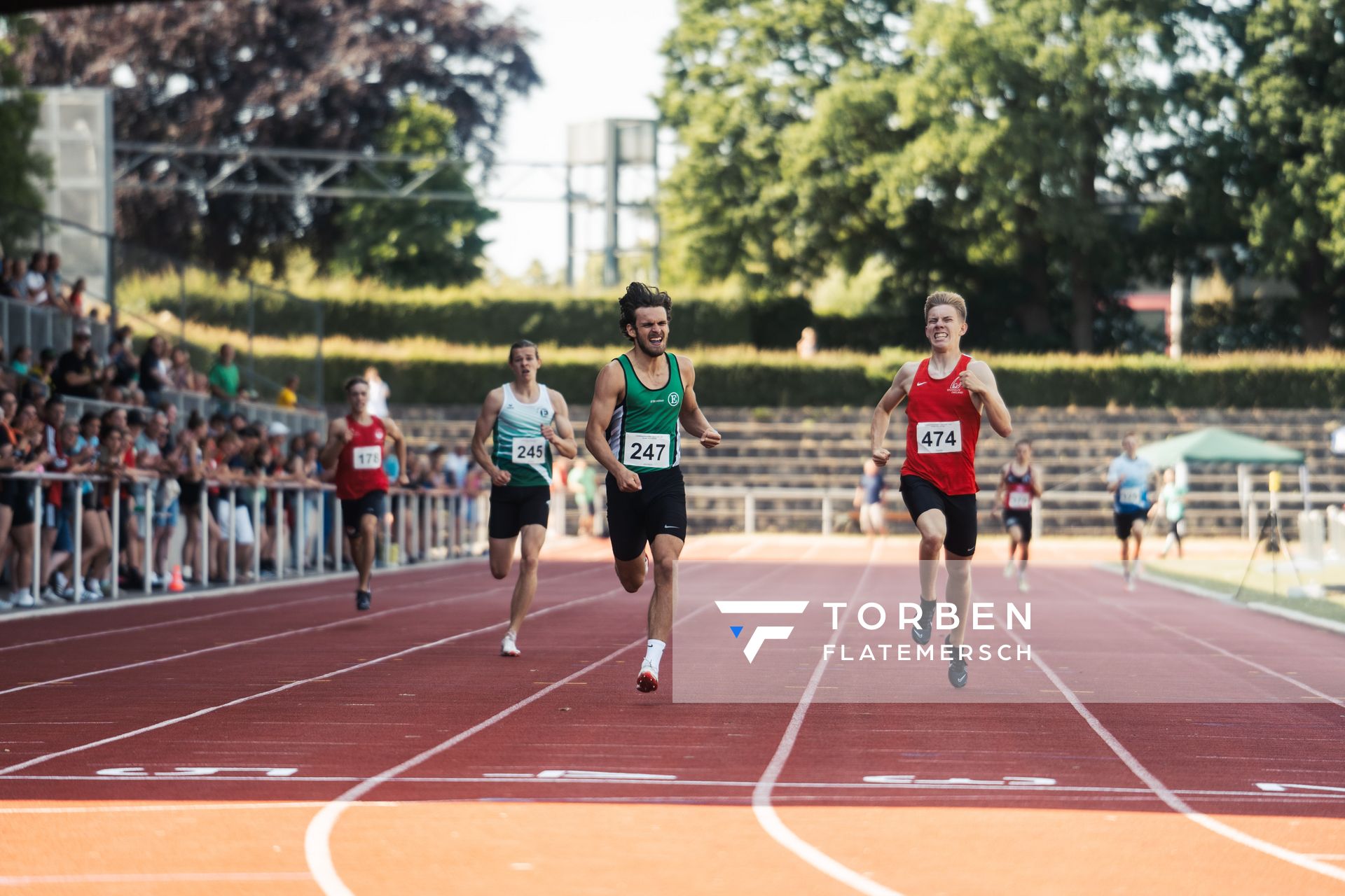 Fabio Borchardt (VfL Eintracht Hannover), Max Husemann (Eintracht Hildesheim), Niclas Jan Kaluza (Eintracht Hildesheim), Thorben Finke (SV Sigiltra Soegel) ueber 400m am 10.06.2023 waehrend den NLV + BLV U20/U16 Landesmeisterschaften im Stadion Berliner Ring in Verden