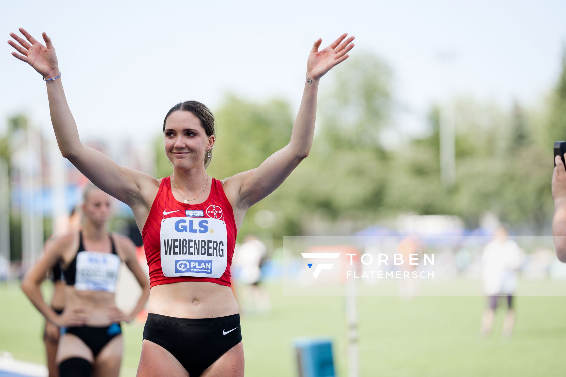 Sophie Weißenberg (GER/TSV Bayer 04 Leverkusen) ueber 200m am 17.06.2023 beim Stadtwerke Ratingen Mehrkampf-Meeting im Stadion am Stadionring in Ratingen