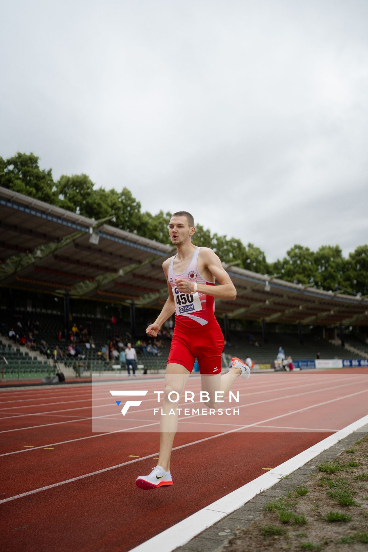 Franz Walther (Dresdner SC 1898) am 01.07.2023 waehrend den deutschen U23 Leichtathletik-Meisterschaften im Jahnstadion in Göttingen