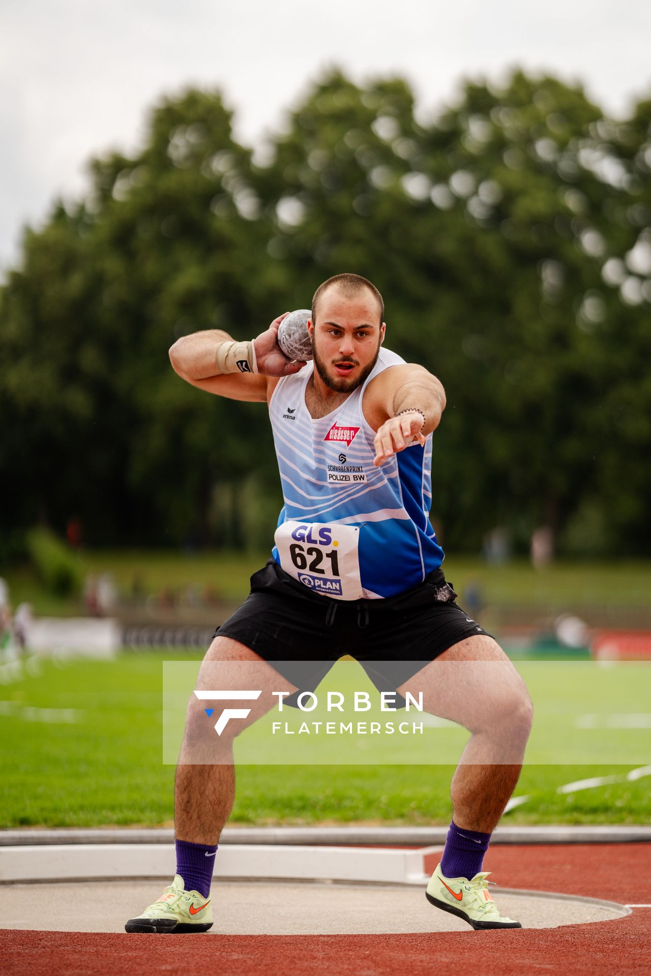 Tizian Lauria (VfL Sindelfingen) beim Kugelstoßen am 02.07.2023 waehrend den deutschen U23 Leichtathletik-Meisterschaften im Jahnstadion in Göttingen