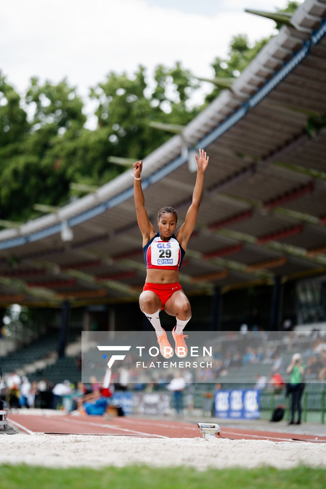 Mikaelle Assani (SCL Heel Baden-Baden) im Weitsprung am 02.07.2023 waehrend den deutschen U23 Leichtathletik-Meisterschaften im Jahnstadion in Göttingen