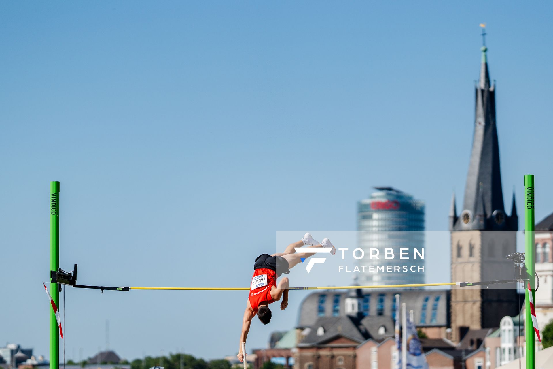 Gillian Ladwig (Schweriner SC) beim Stabhochsprung der Deutschen Leichtathletik-Meisterschaften im Rahmen der Finals 2023 Rhein-Ruhr am 07.07.2023 am Rheinufer in Duesseldorf