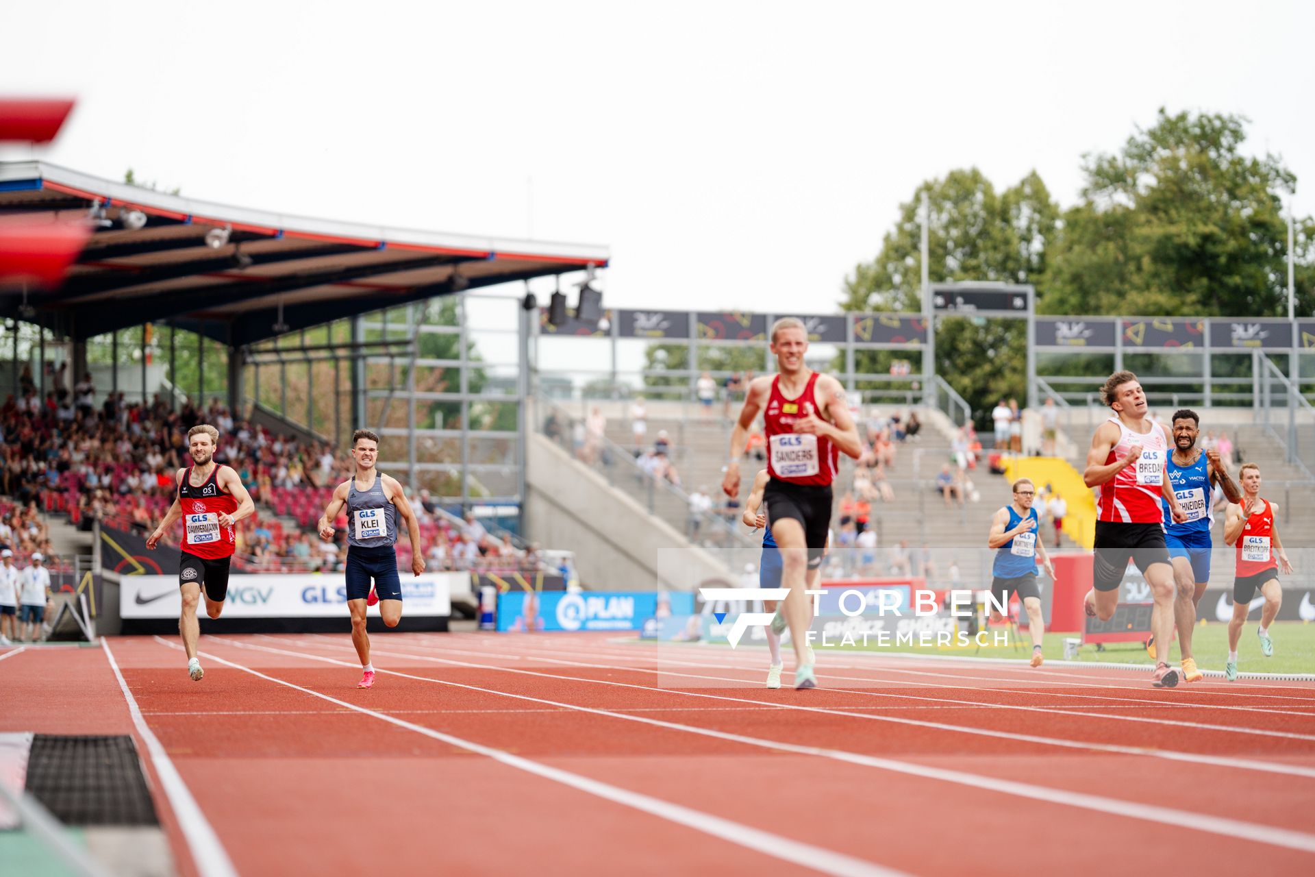 Fabian Dammermann (LG Osnabrueck) Noah Niklas Klei (LG Buende-Loehne) während der 113. Deutschen Leichtathletik-Meisterschaften am 09.07.2023 im Auestadion in Kassel