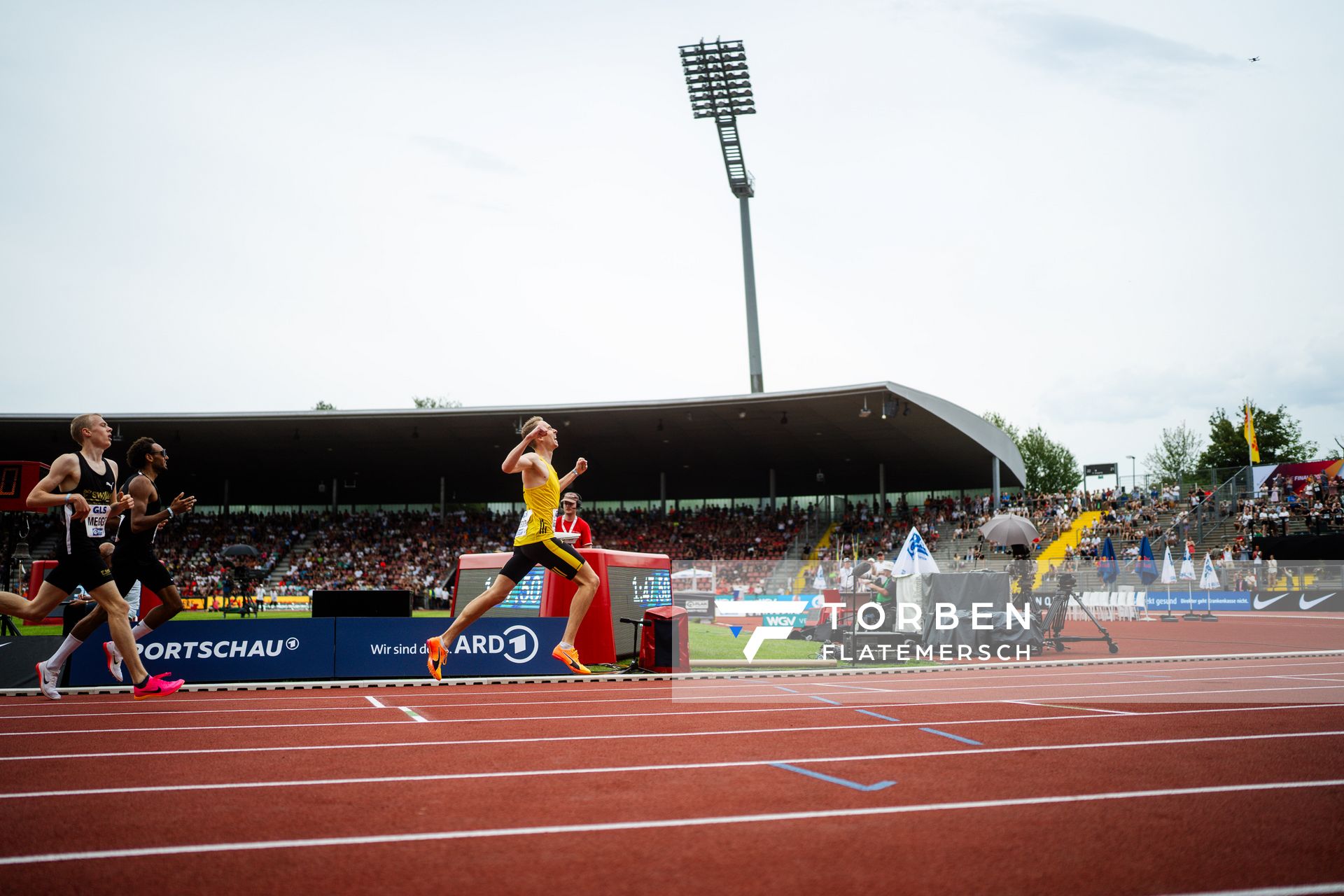 Luis Oberbeck (LG Goettingen) gewinnt die 800m während der 113. Deutschen Leichtathletik-Meisterschaften am 09.07.2023 im Auestadion in Kassel