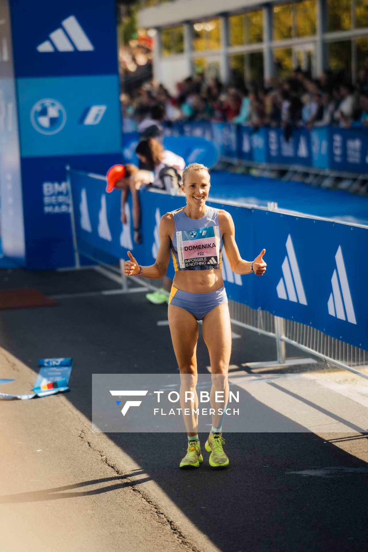 Domenika Mayer (GER/ Germany) im Ziel am 24.09.2023 beim Berlin Marathon in Berlin