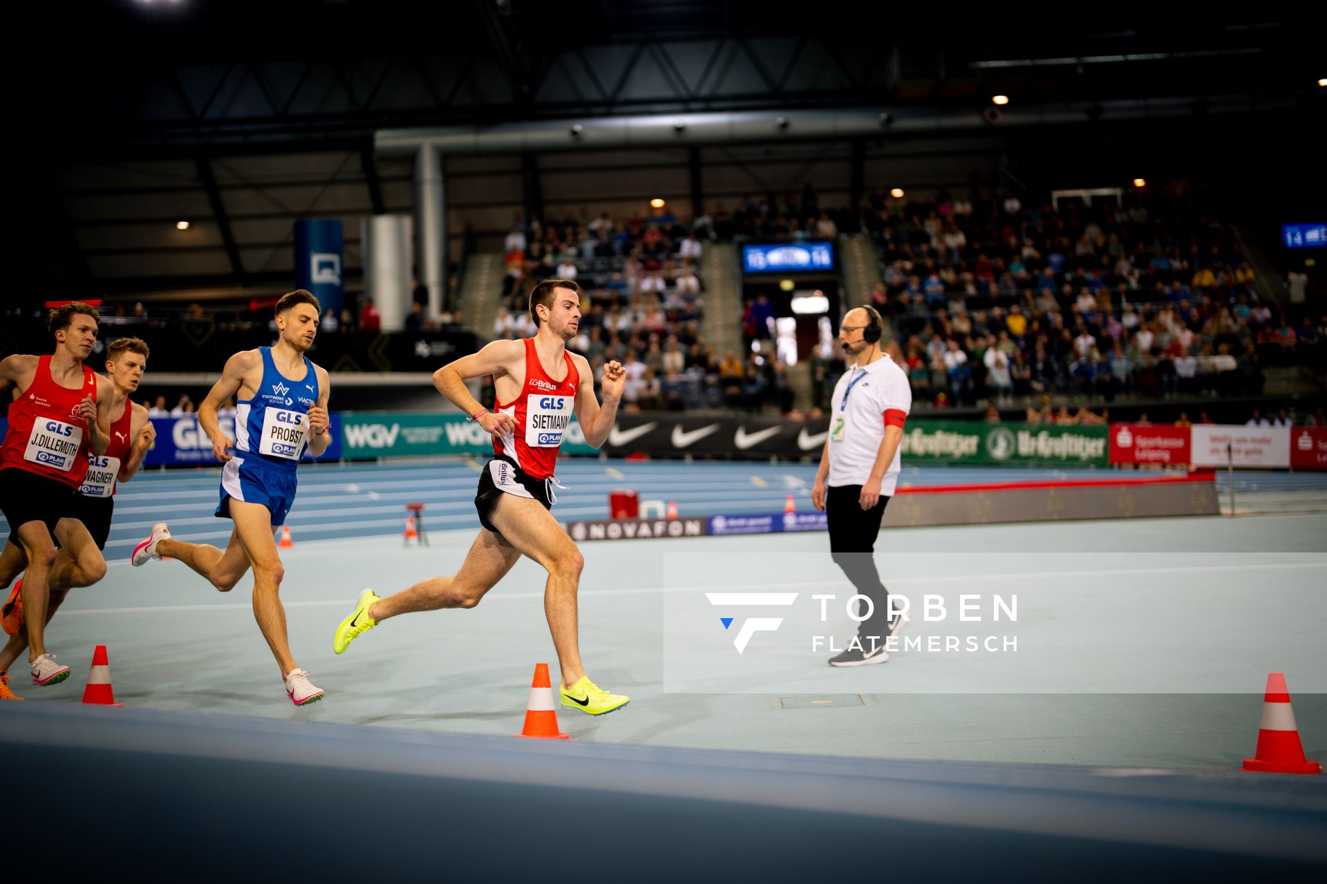 Marco Sietmann (LG Brillux Münster), Marius Probst (TV Wattenscheid 01) am 17.02.2024 während den 71. Deutschen Leichtathletik-Hallenmeisterschaften in der QUARTERBACK Immobilien ARENA in Leipzig