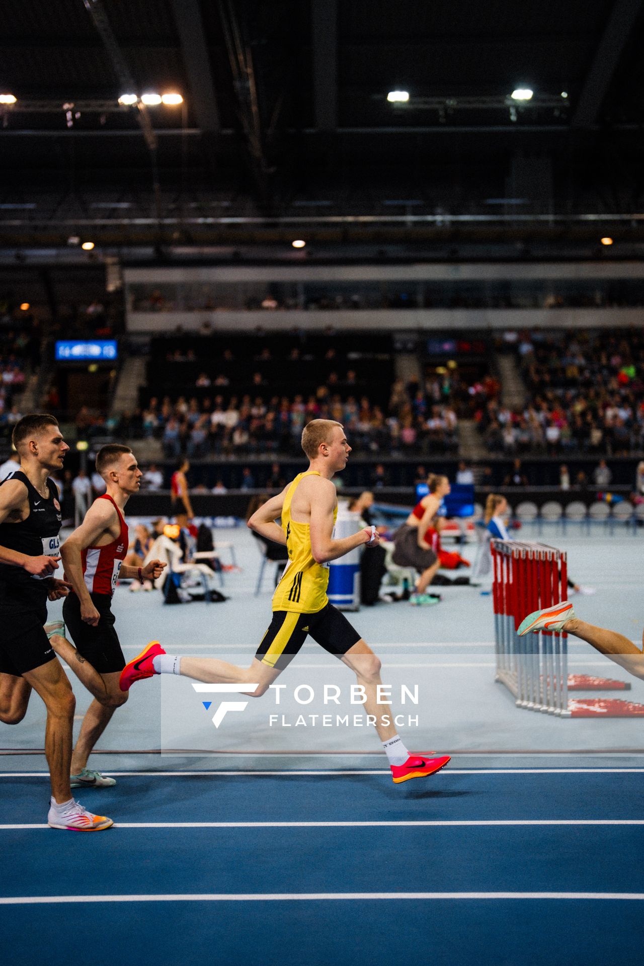 Emil Meggle (LG Göttingen) am 17.02.2024 während den 71. Deutschen Leichtathletik-Hallenmeisterschaften in der QUARTERBACK Immobilien ARENA in Leipzig