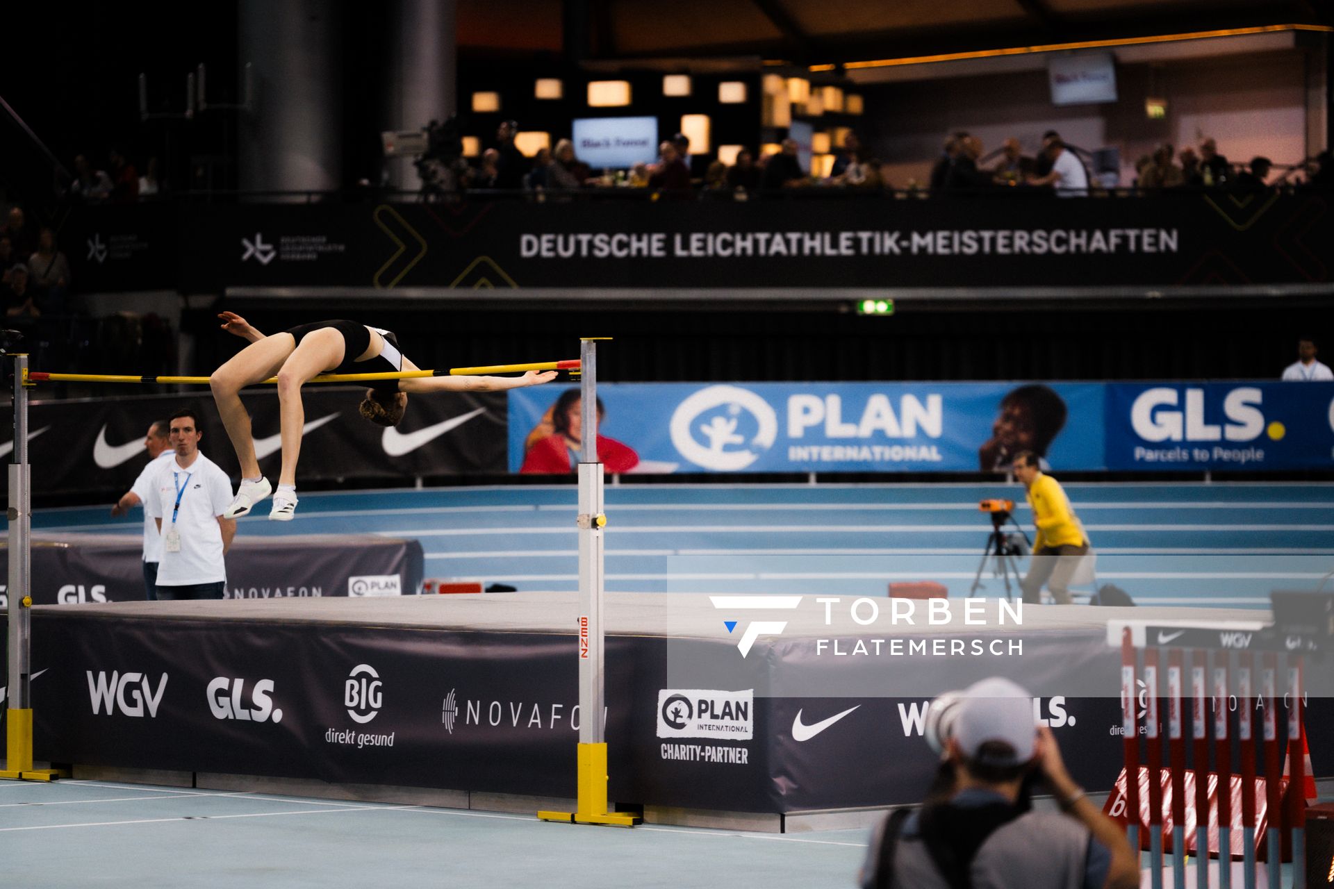 Imke Onnen (Hannover 96) im Hochsprung am 17.02.2024 während den 71. Deutschen Leichtathletik-Hallenmeisterschaften in der QUARTERBACK Immobilien ARENA in Leipzig