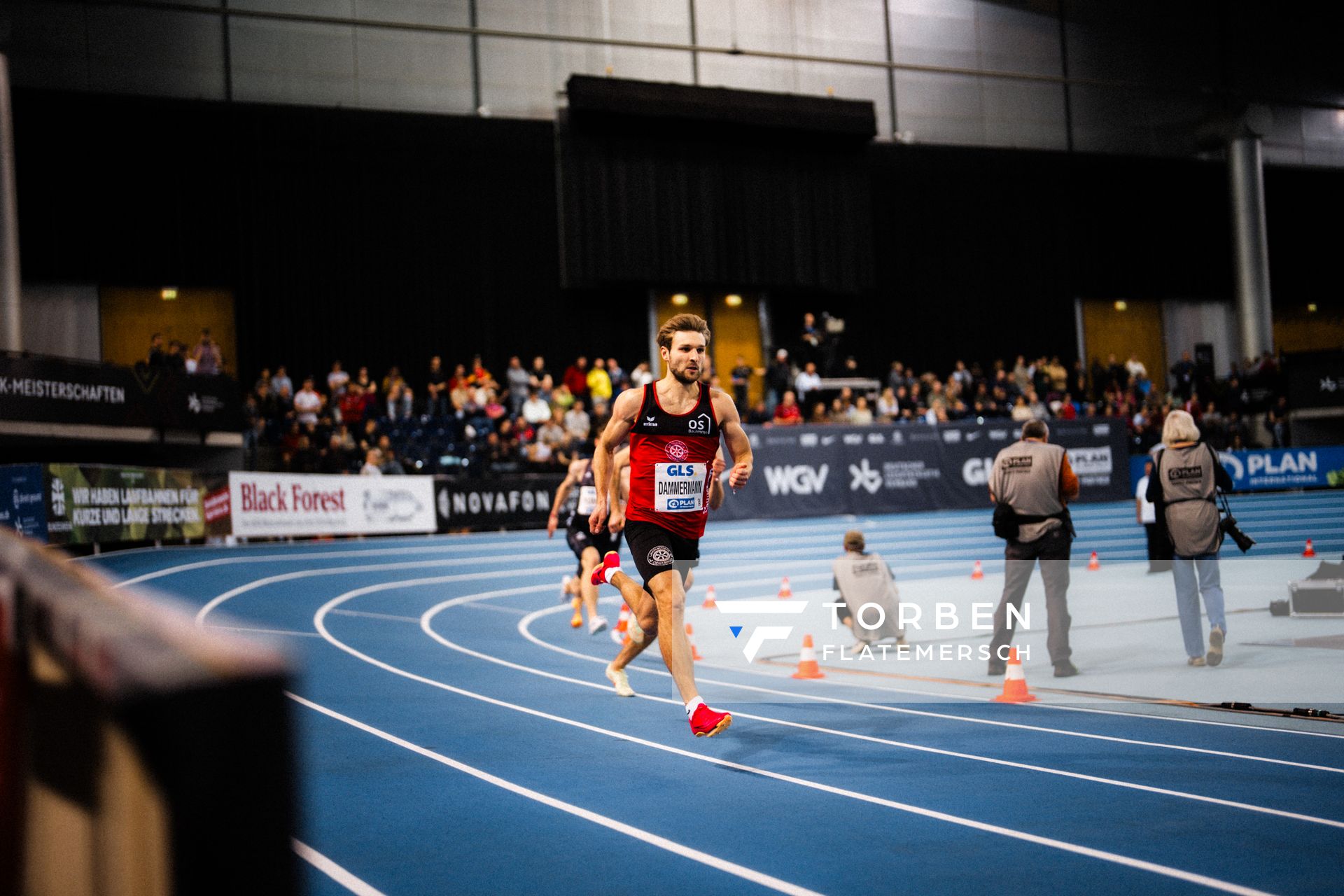 Fabian Dammermann (LG Osnabrück) am 17.02.2024 während den 71. Deutschen Leichtathletik-Hallenmeisterschaften in der QUARTERBACK Immobilien ARENA in Leipzig