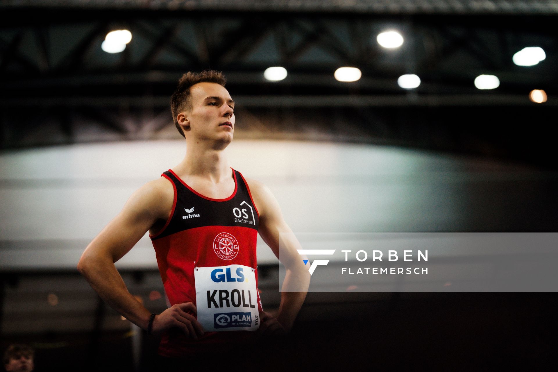 Florian Kroll (LG Osnabrück) bei der Athletenvorstellung vor dem 400m Halbfinale am 17.02.2024 während den 71. Deutschen Leichtathletik-Hallenmeisterschaften in der QUARTERBACK Immobilien ARENA in Leipzig