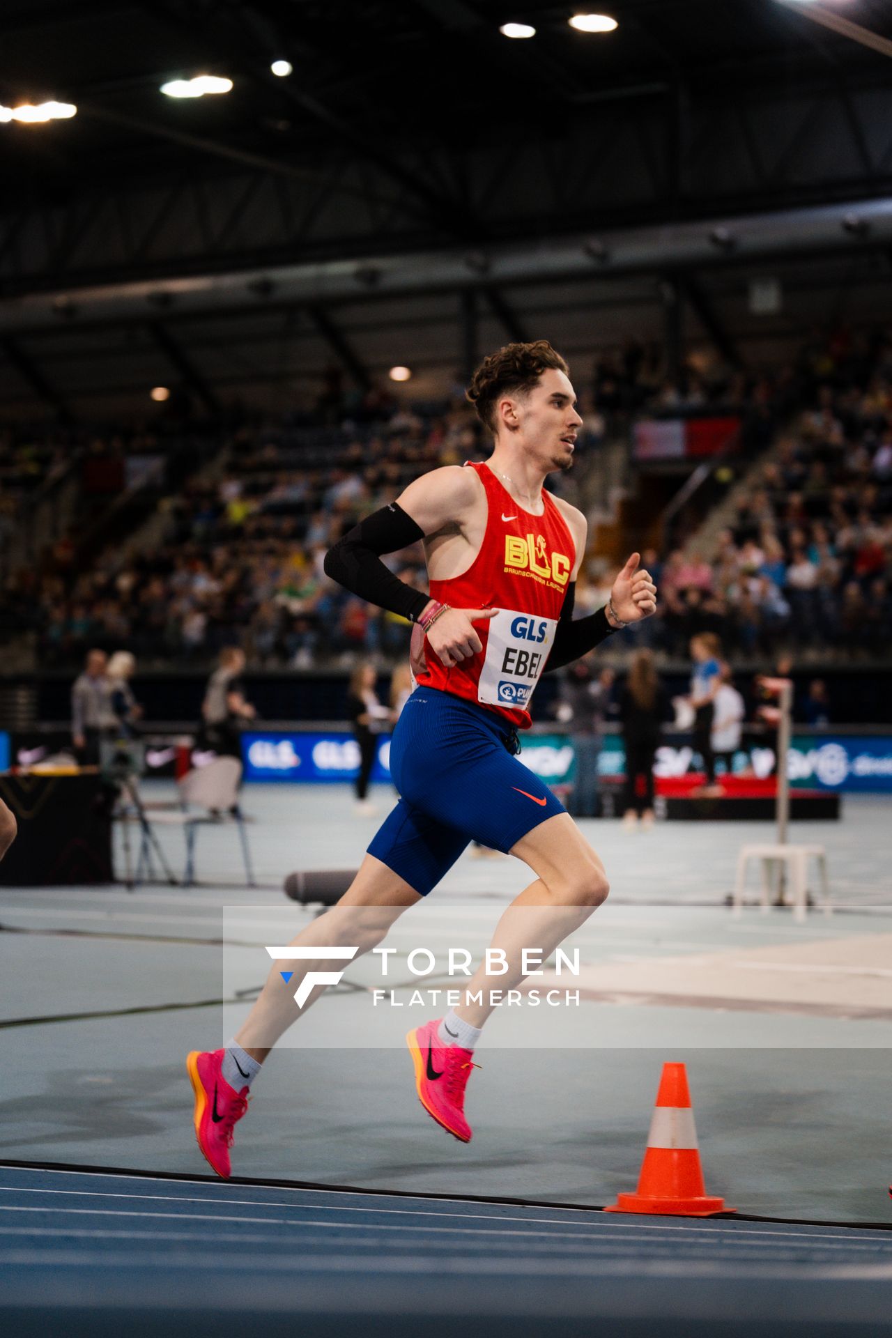 Felix Ebel (Braunschweiger Laufclub) im 3000m Finale am 17.02.2024 während den 71. Deutschen Leichtathletik-Hallenmeisterschaften in der QUARTERBACK Immobilien ARENA in Leipzig