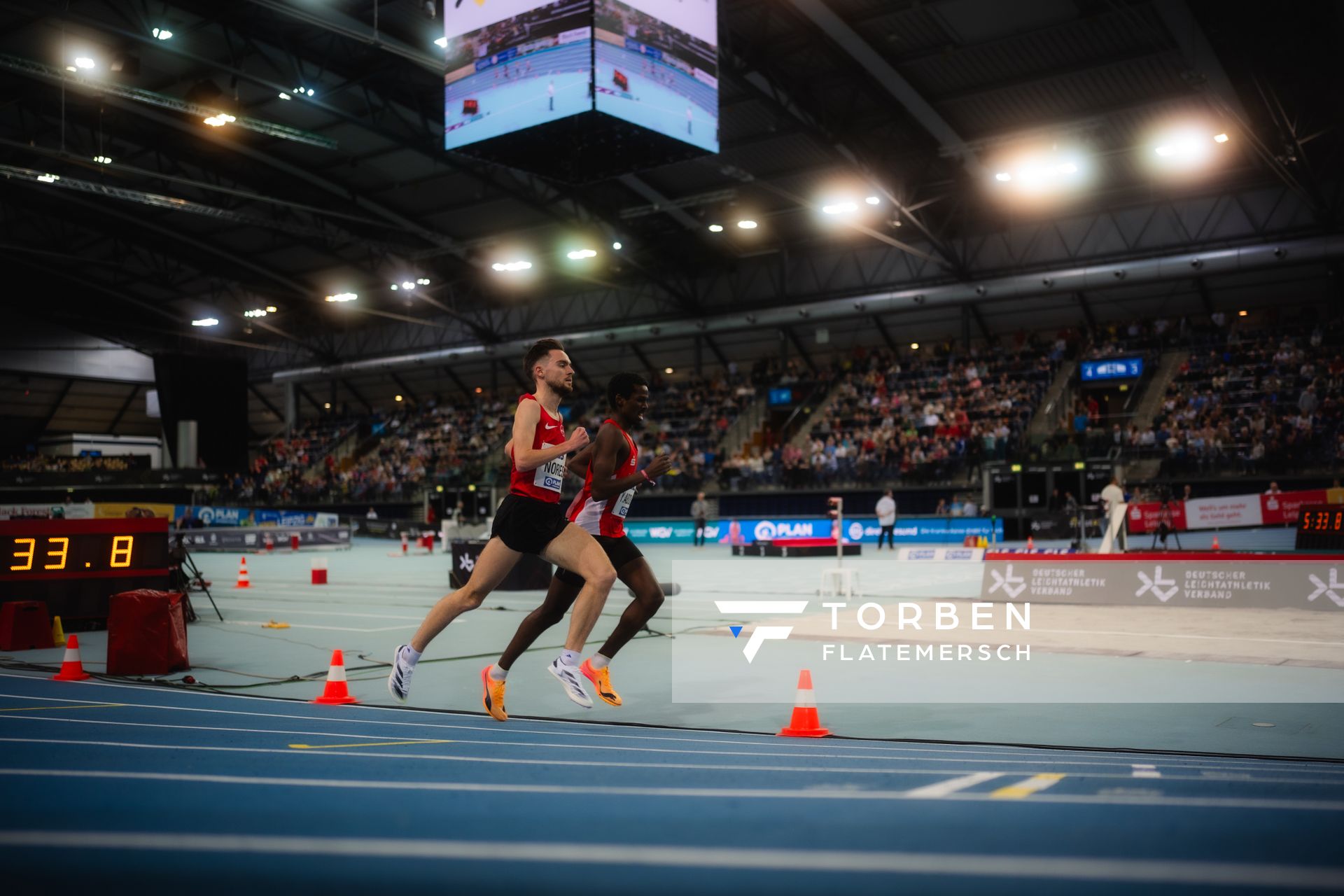 Max Nores (TSV Bayer 04 Leverkusen) am 17.02.2024 während den 71. Deutschen Leichtathletik-Hallenmeisterschaften in der QUARTERBACK Immobilien ARENA in Leipzig