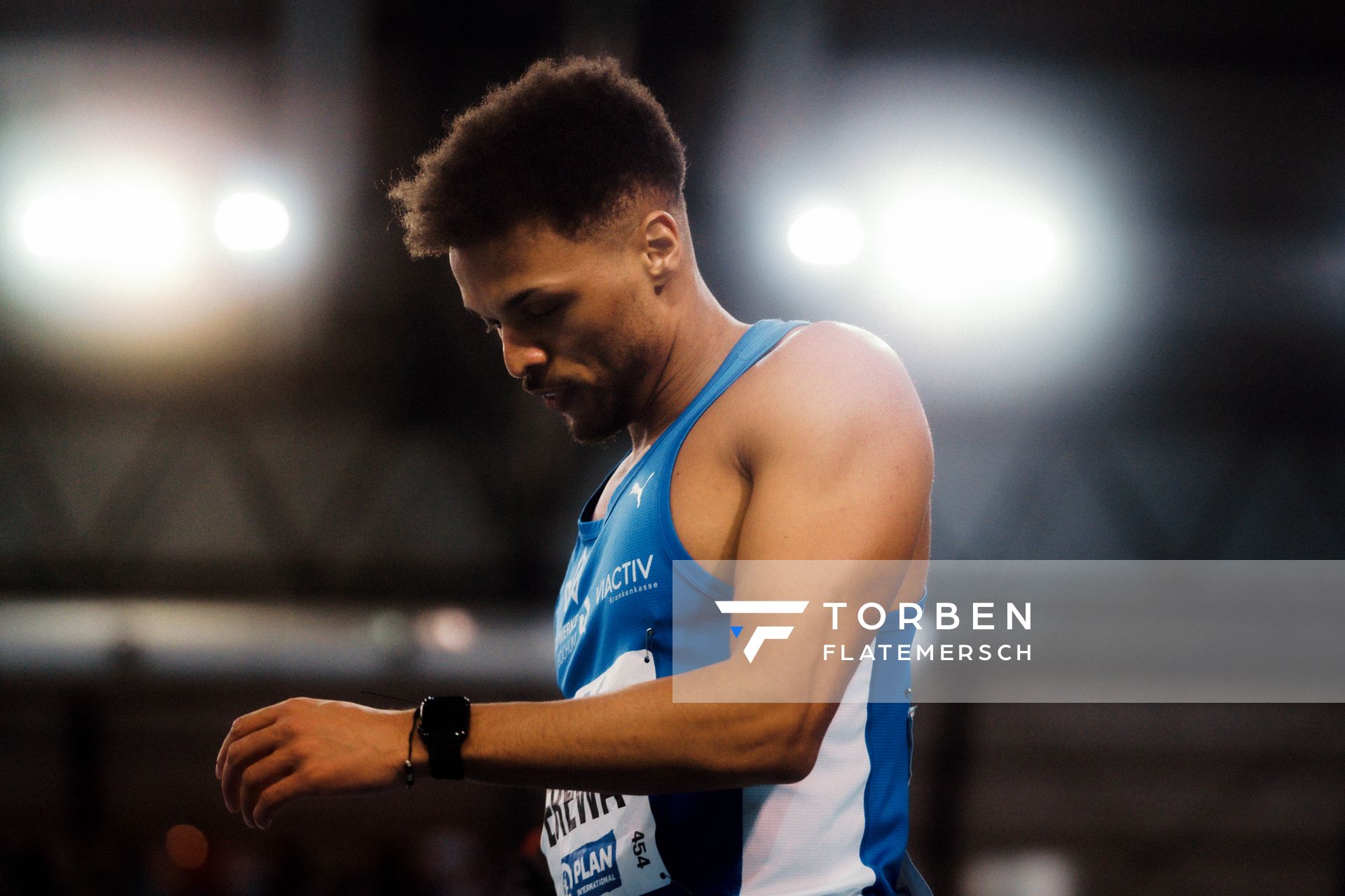 Robin Erewa (TV Wattenscheid 01) am 18.02.2024 während den 71. Deutschen Leichtathletik-Hallenmeisterschaften in der QUARTERBACK Immobilien ARENA in Leipzig