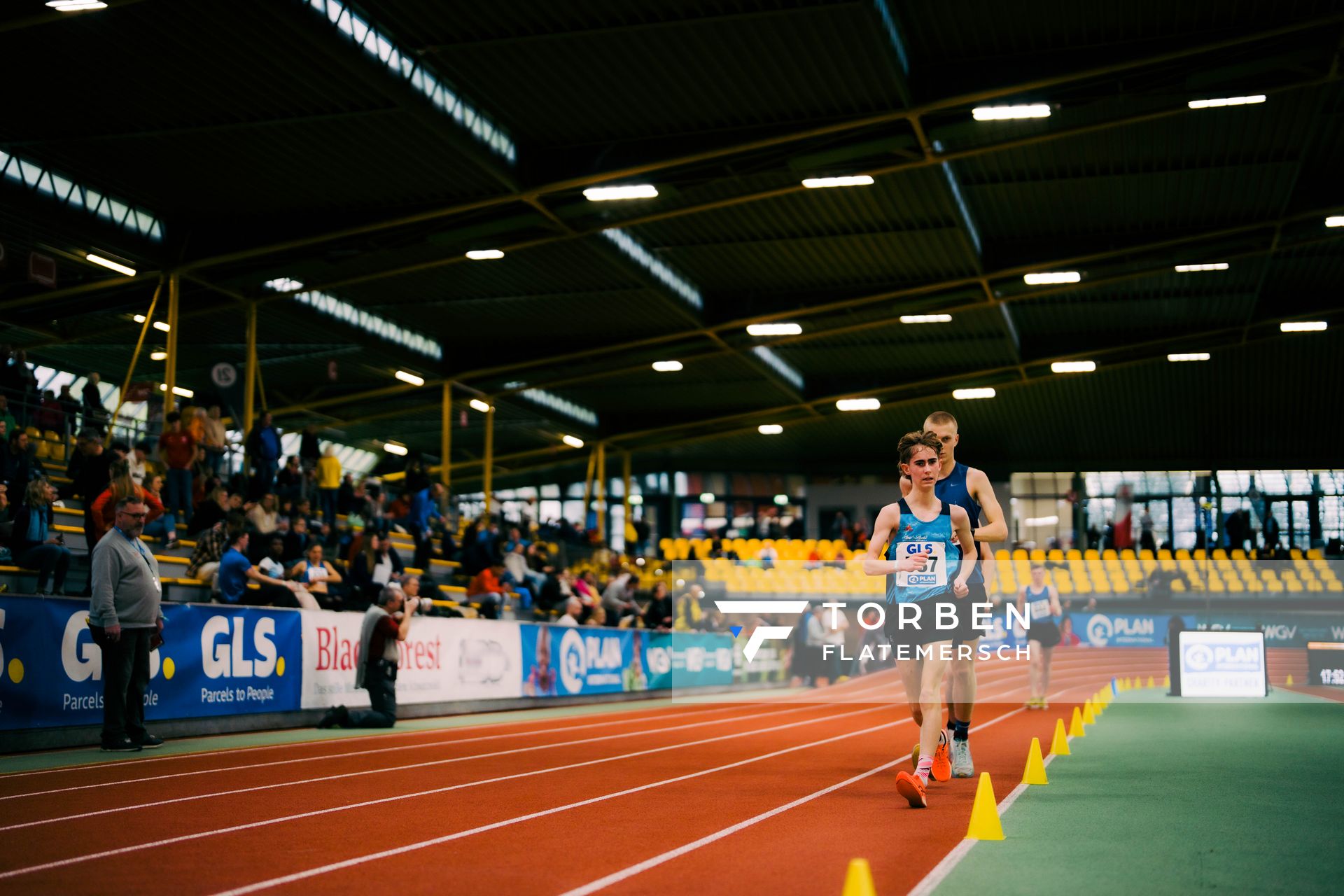 Matti Schmidt (Erfurter LAC) waehrend der 55. Deutsche Jugend-Hallenmeisterschaften U20 am 24.02.2024 in der Helmut-Körnig-Halle in Dortmund