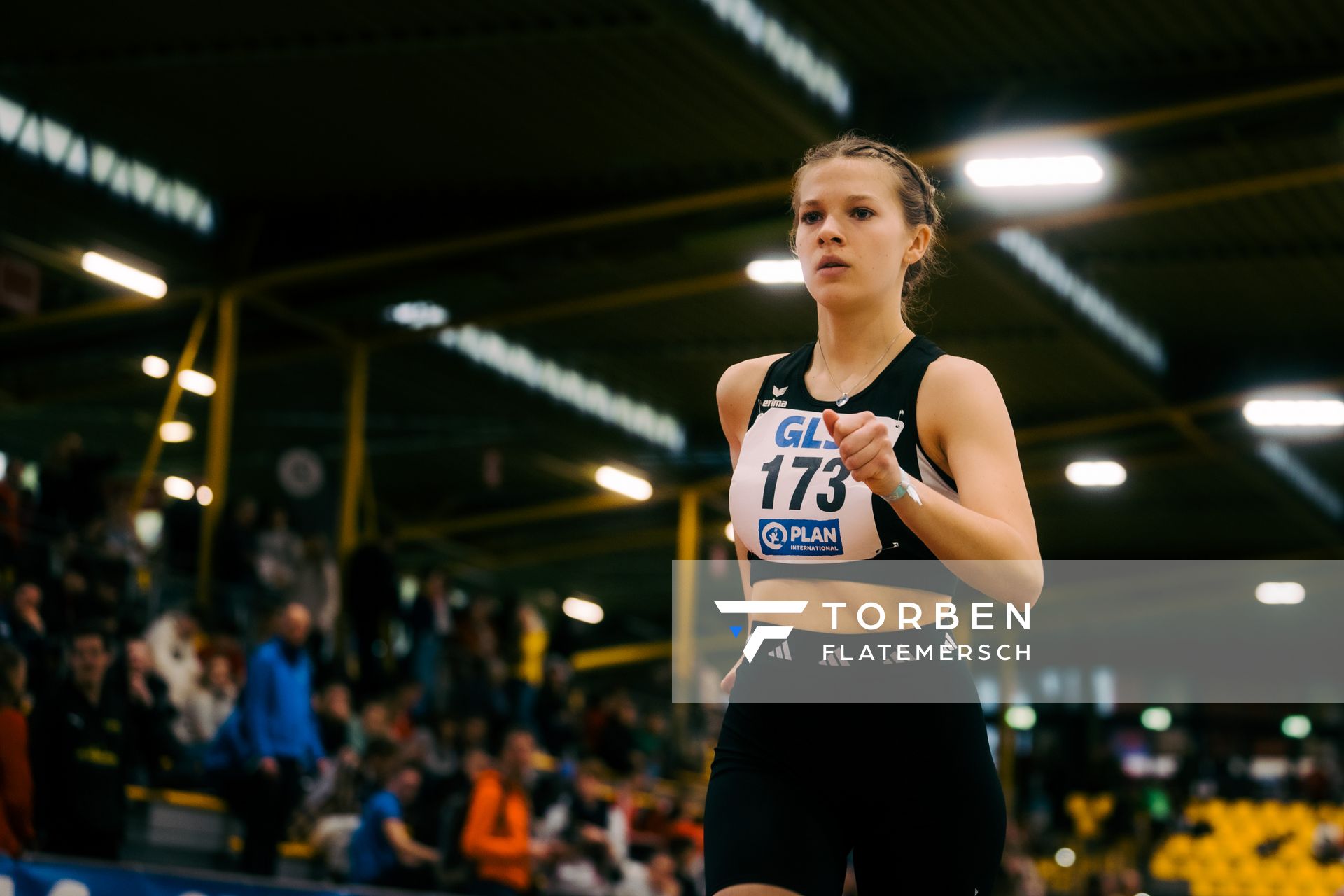 Mona Friedrich (LG Würm Athletik), waehrend der 55. Deutsche Jugend-Hallenmeisterschaften U20 am 24.02.2024 in der Helmut-Körnig-Halle in Dortmund