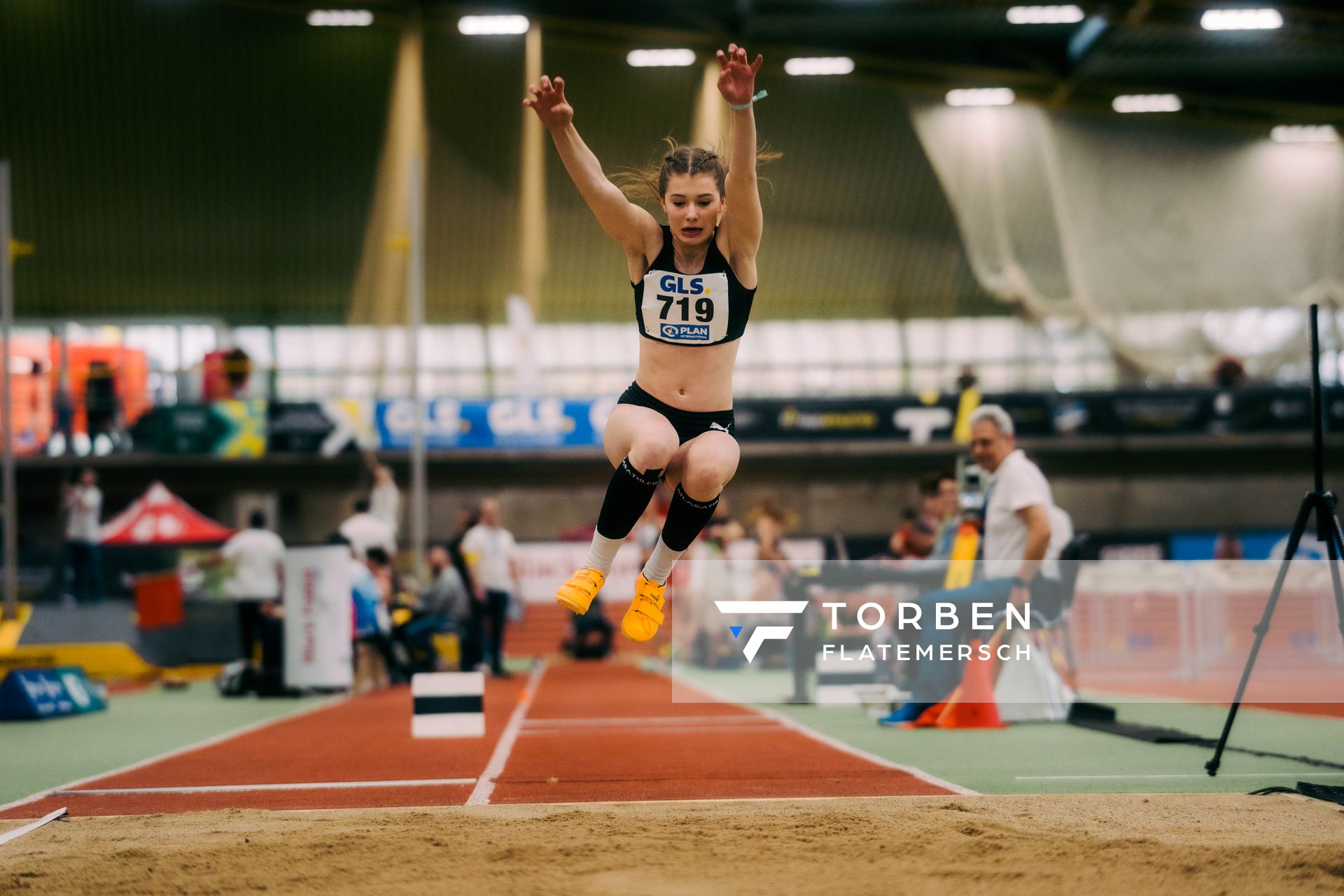 Tabea Schreiber (LAZ Ludwigsburg) waehrend der 55. Deutsche Jugend-Hallenmeisterschaften U20 am 24.02.2024 in der Helmut-Körnig-Halle in Dortmund