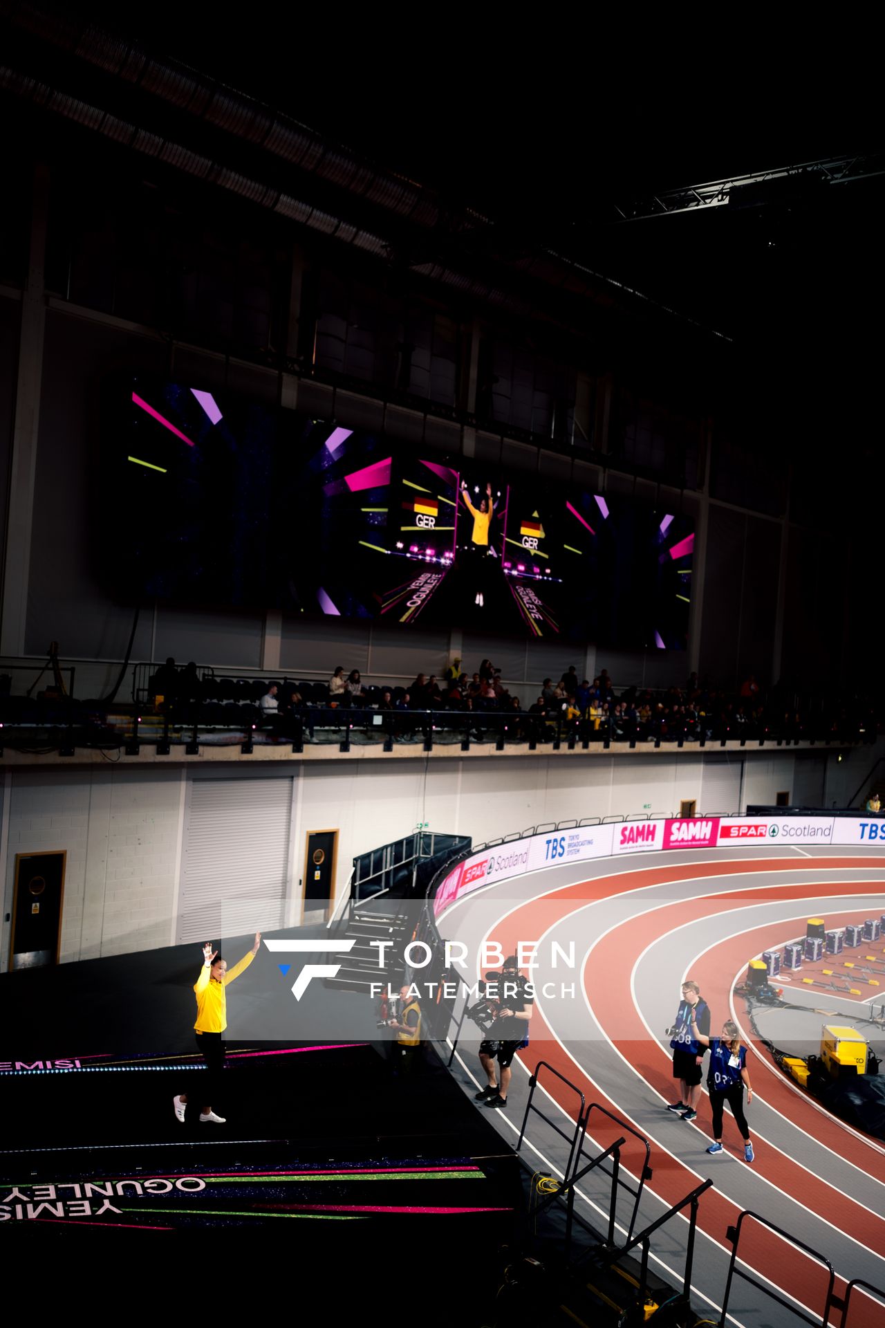 Yemisi Ogunleye (GER/Germany) bei der Athletenvorstellung am 01.03.2024 bei den World Athletics Indoor Championships in Glasgow (Schottland / Vereinigtes Königreich)