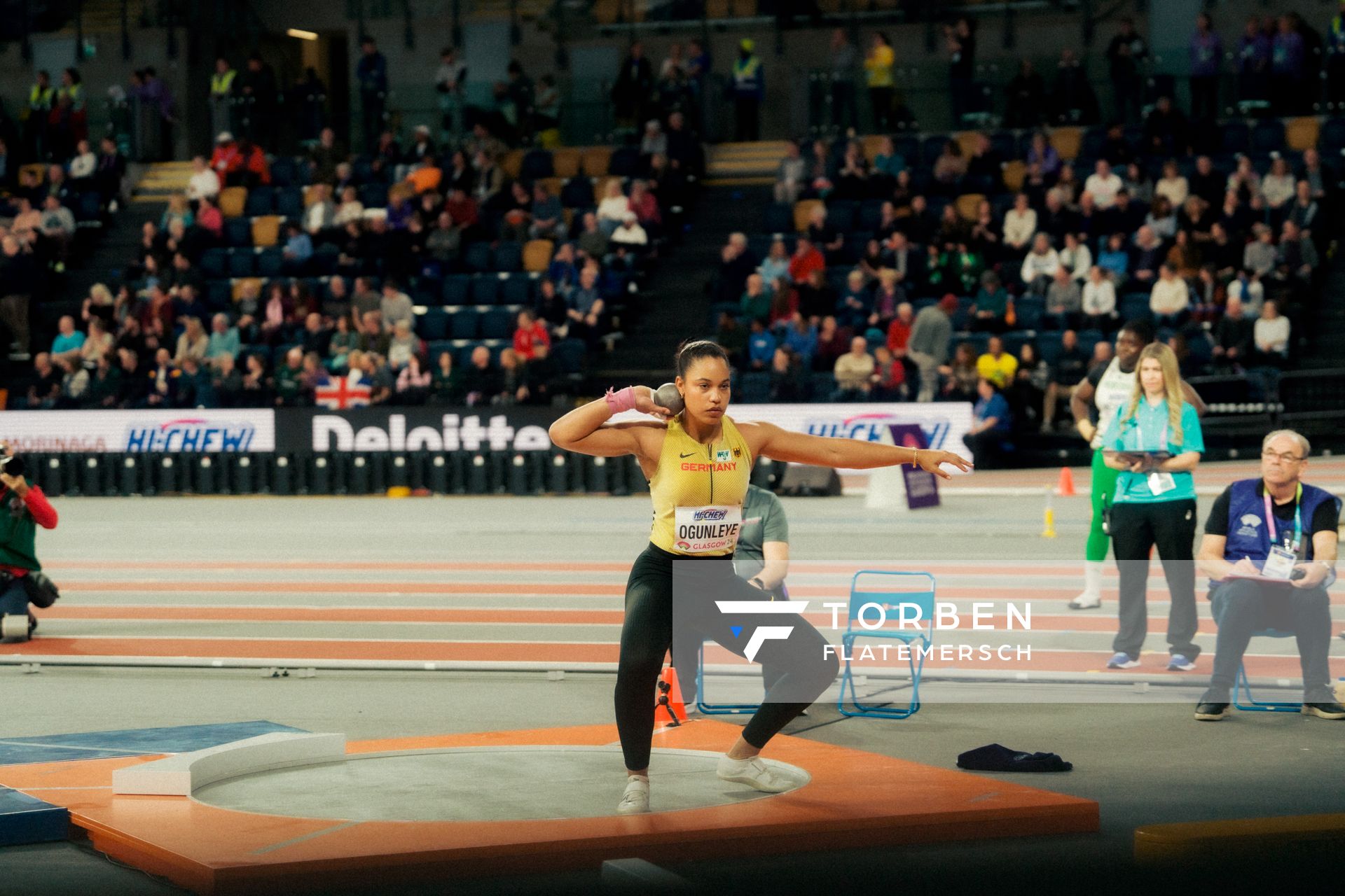 Yemisi Ogunleye (GER/Germany) beim Kugelstoßen am 01.03.2024 bei den World Athletics Indoor Championships in Glasgow (Schottland / Vereinigtes Königreich)