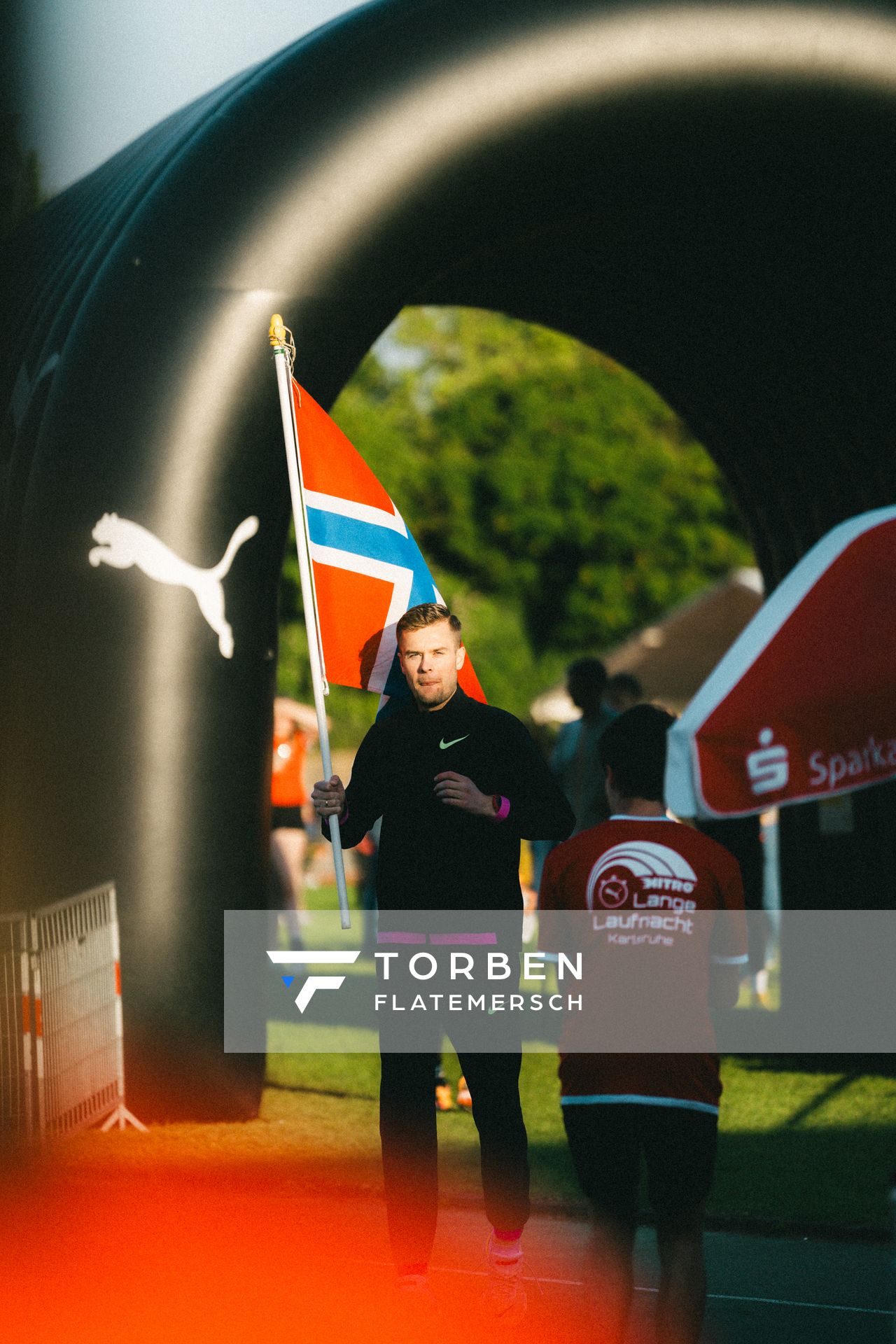 Filip Ingebrigtsen (NOR/Norwegen) am 11.05.2024 während der 8. PUMA NITRO Lange Laufnacht im Carl-Kaufmann-Stadion in Karlsruhe