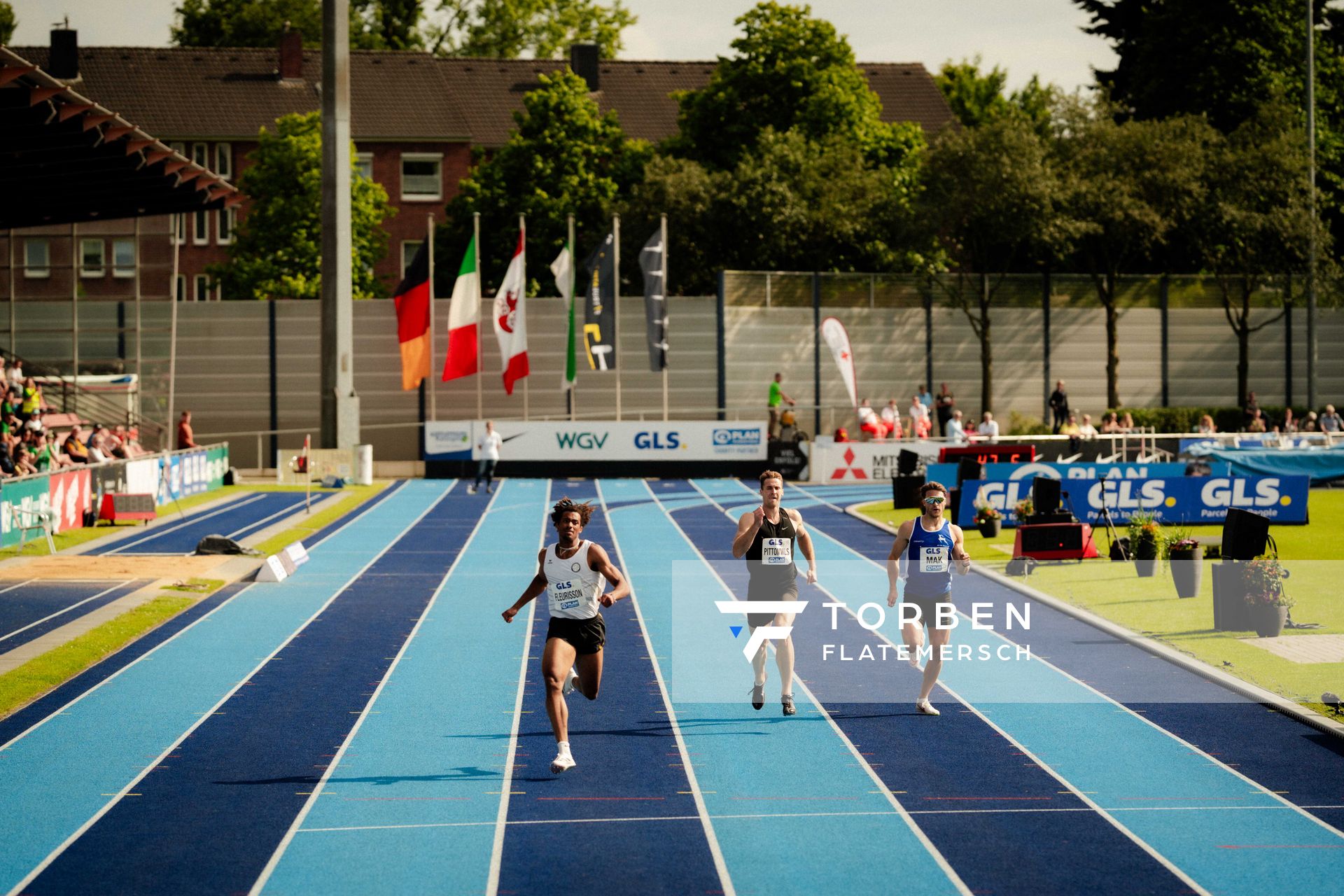 Fred Isaac Fleurisson (GER | SV Leonardo da Vinci Nauen), Niels Pittomvils (BEL), Léon Mak (NED) am 22.06.2024 beim Stadtwerke Ratingen Mehrkampf-Meeting 2024 in Ratingen