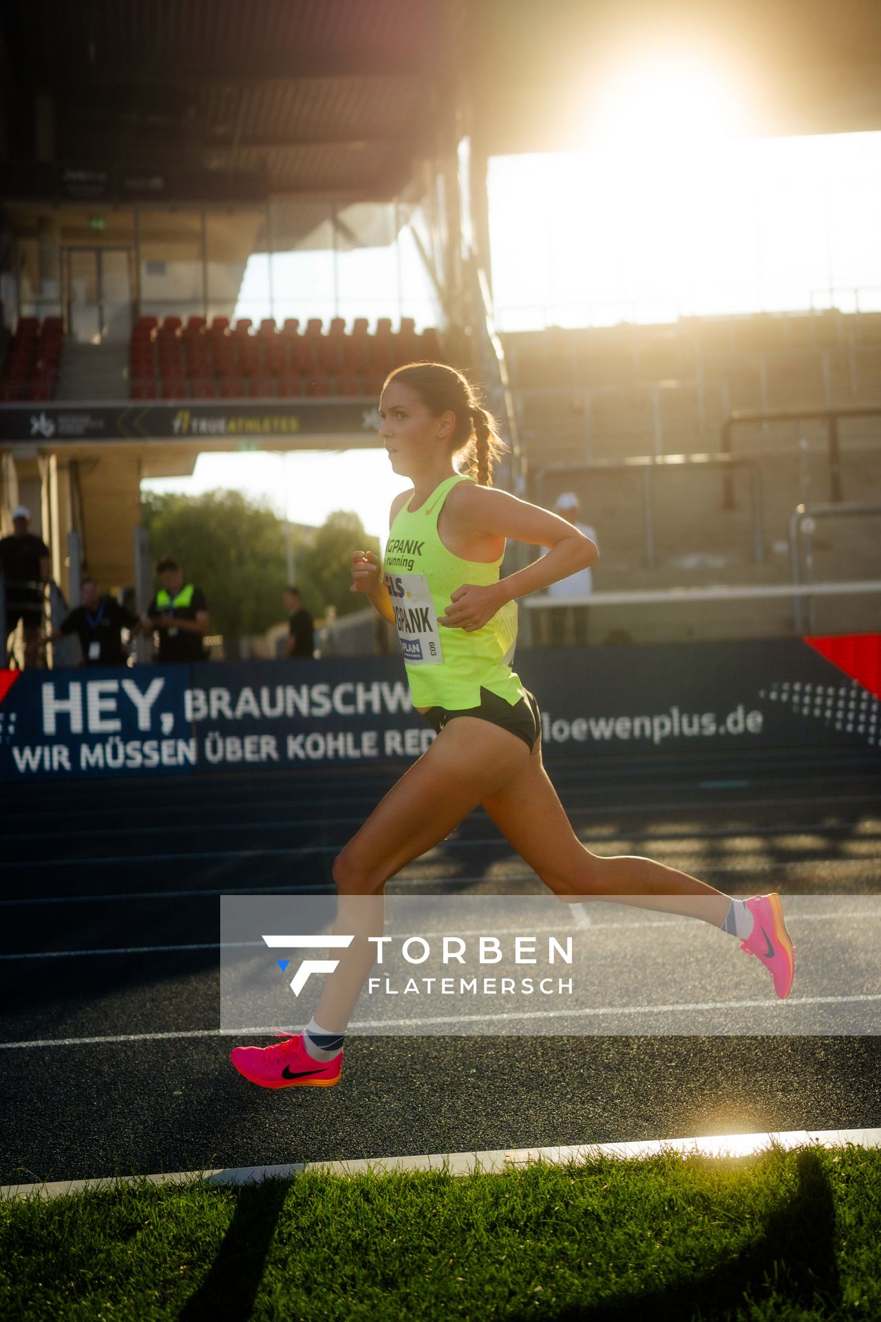 Svenja Pingpank (Hannover Athletics) am 28.06.2024 beim 5000m Lauf bei den deutschen Leichtathletik-Meisterschaften 2024 im Eintracht-Stadion in Braunschweig