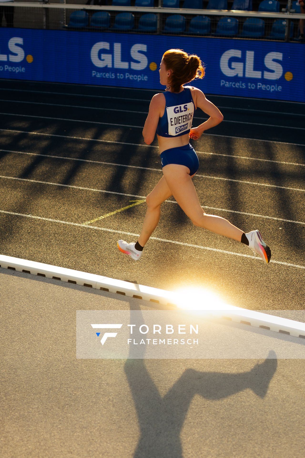 Eva Dieterich (LAV Stadtwerke Tübingen)  am 28.06.2024 beim 5000m Lauf bei den deutschen Leichtathletik-Meisterschaften 2024 im Eintracht-Stadion in Braunschweig