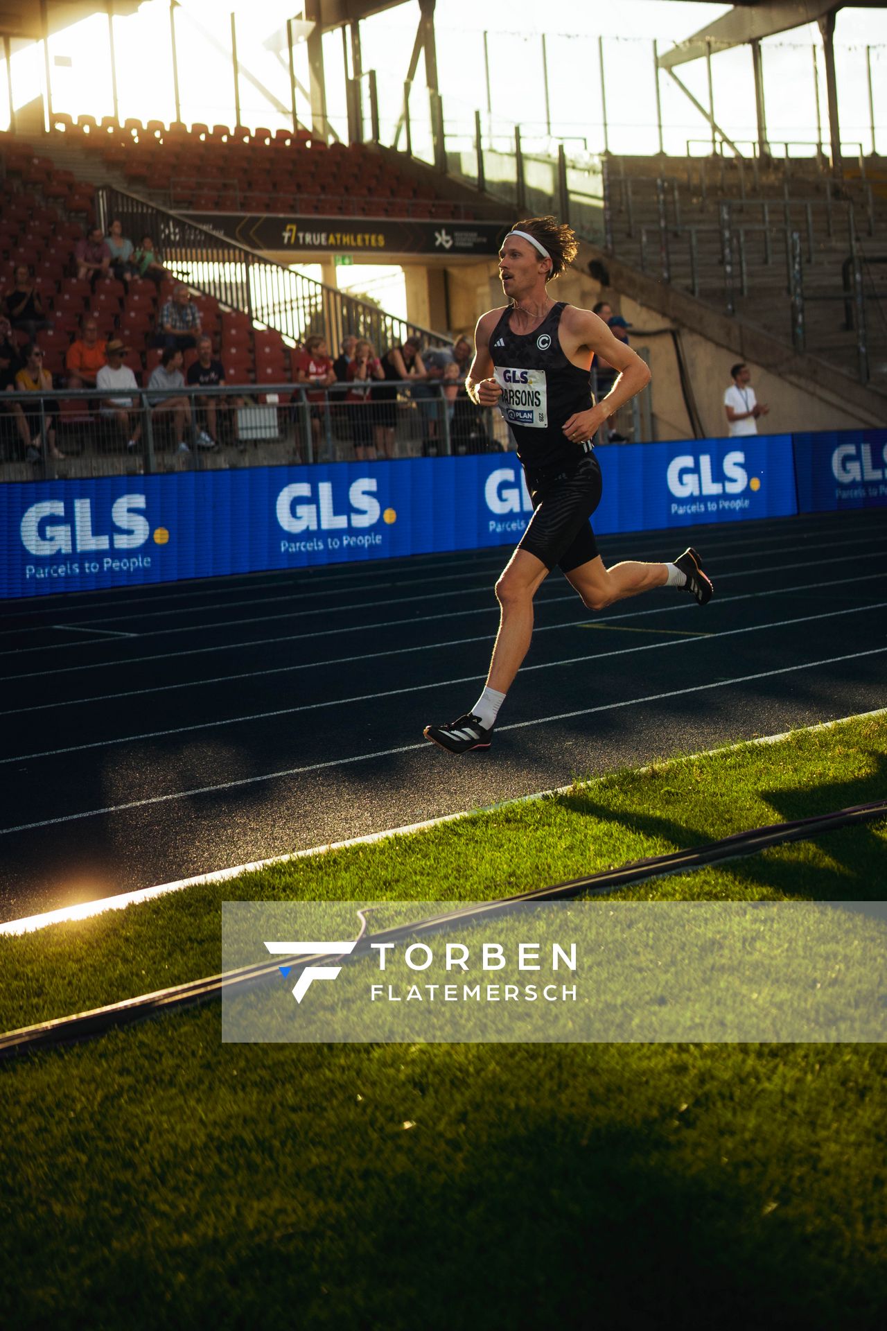 Sam Parsons (SCC Berlin) am 28.06.2024 beim 5000m Lauf bei den deutschen Leichtathletik-Meisterschaften 2024 im Eintracht-Stadion in Braunschweig