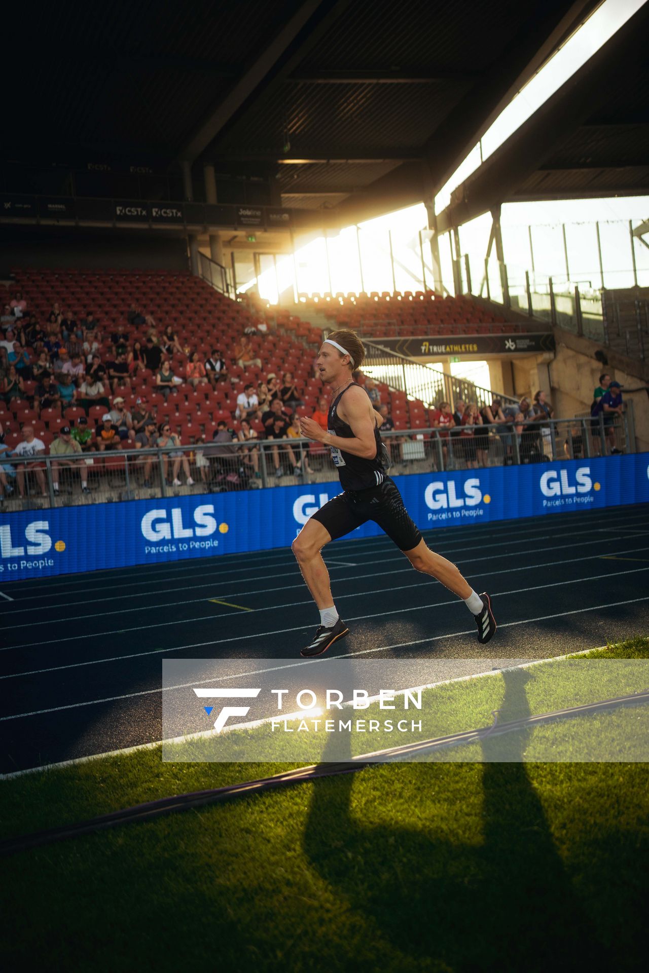 Sam Parsons (SCC Berlin) am 28.06.2024 beim 5000m Lauf bei den deutschen Leichtathletik-Meisterschaften 2024 im Eintracht-Stadion in Braunschweig