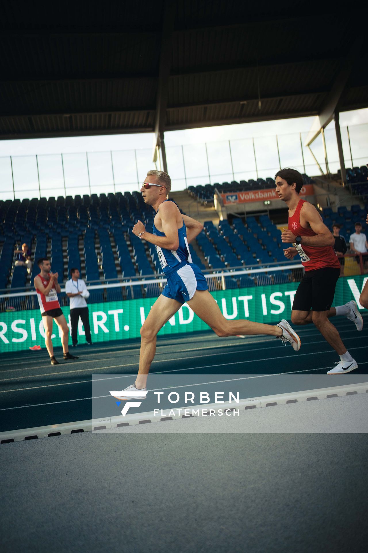 Nils Voigt (TV Wattenscheid 01)  am 28.06.2024 beim 5000m Lauf bei den deutschen Leichtathletik-Meisterschaften 2024 im Eintracht-Stadion in Braunschweig