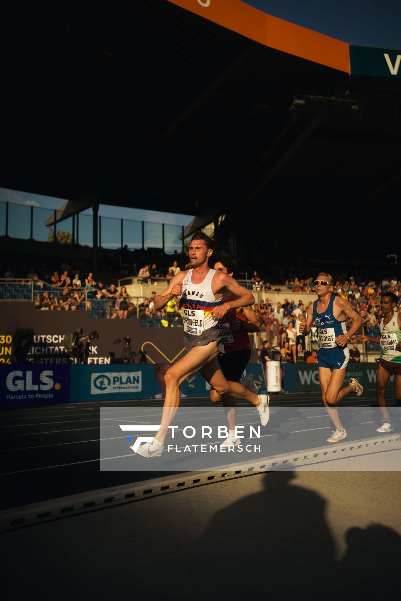 Davor Aaron Bienenfeld (SSC Hanau-Rodenbach) am 28.06.2024 beim 5000m Lauf bei den deutschen Leichtathletik-Meisterschaften 2024 im Eintracht-Stadion in Braunschweig