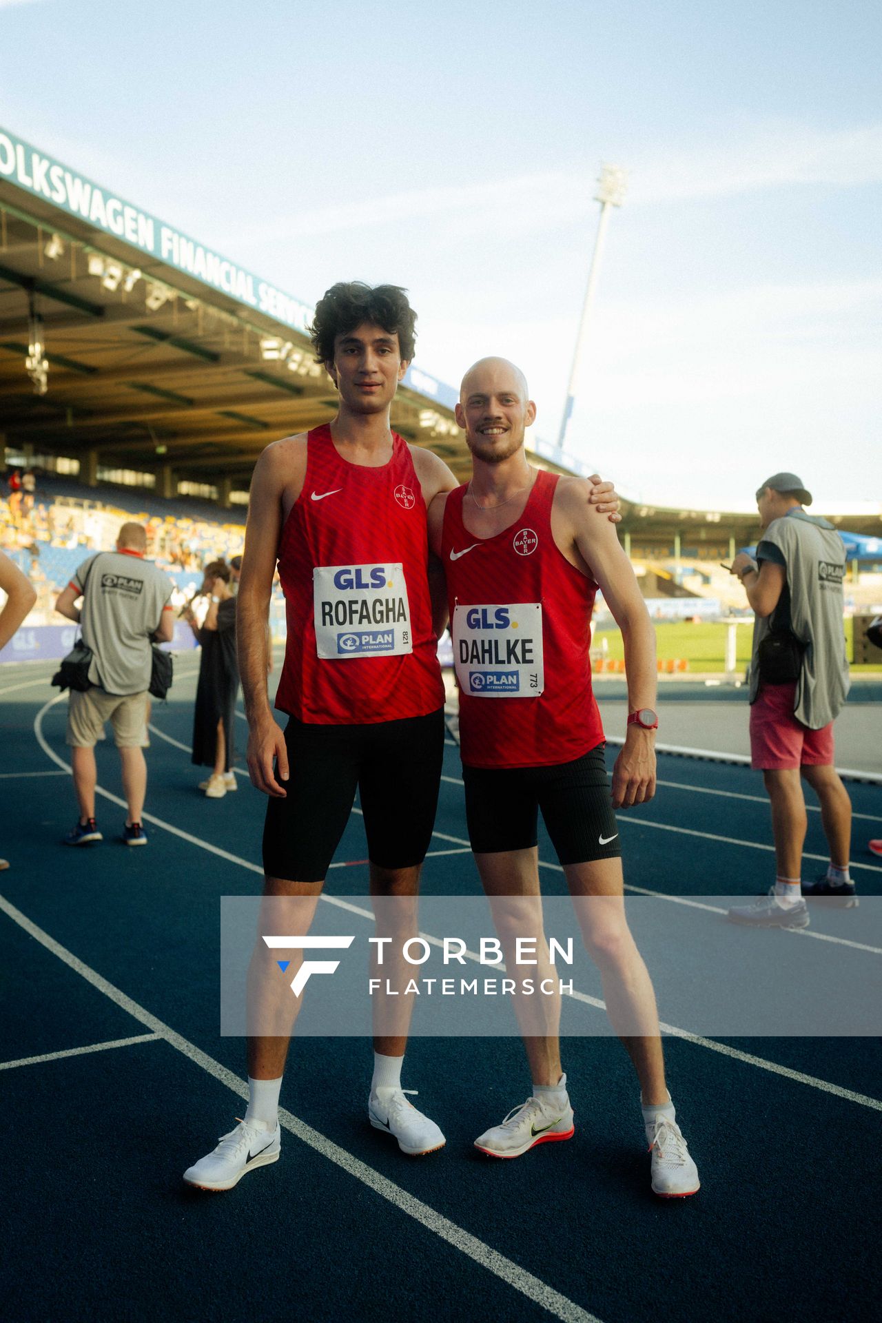 Leon Rofagha (TSV Bayer 04 Leverkusen), Jonathan Dahlke (TSV Bayer 04 Leverkusen) am 28.06.2024 beim 5000m Lauf bei den deutschen Leichtathletik-Meisterschaften 2024 im Eintracht-Stadion in Braunschweig