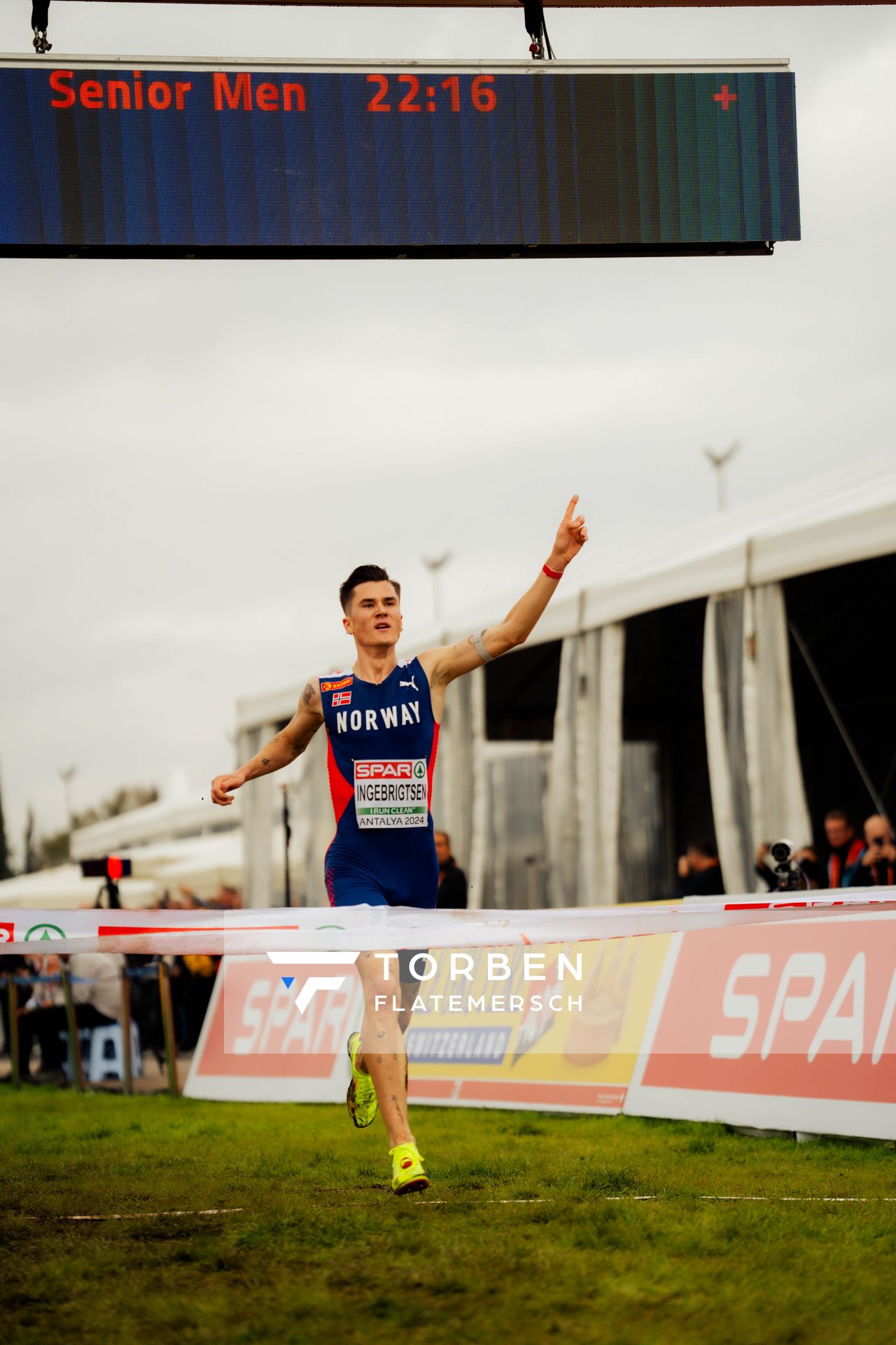 Jakob Ingebrigtsen (Norway) am 08.12.2024 bei den Crosslauf-Europameisterschaften in Antalya