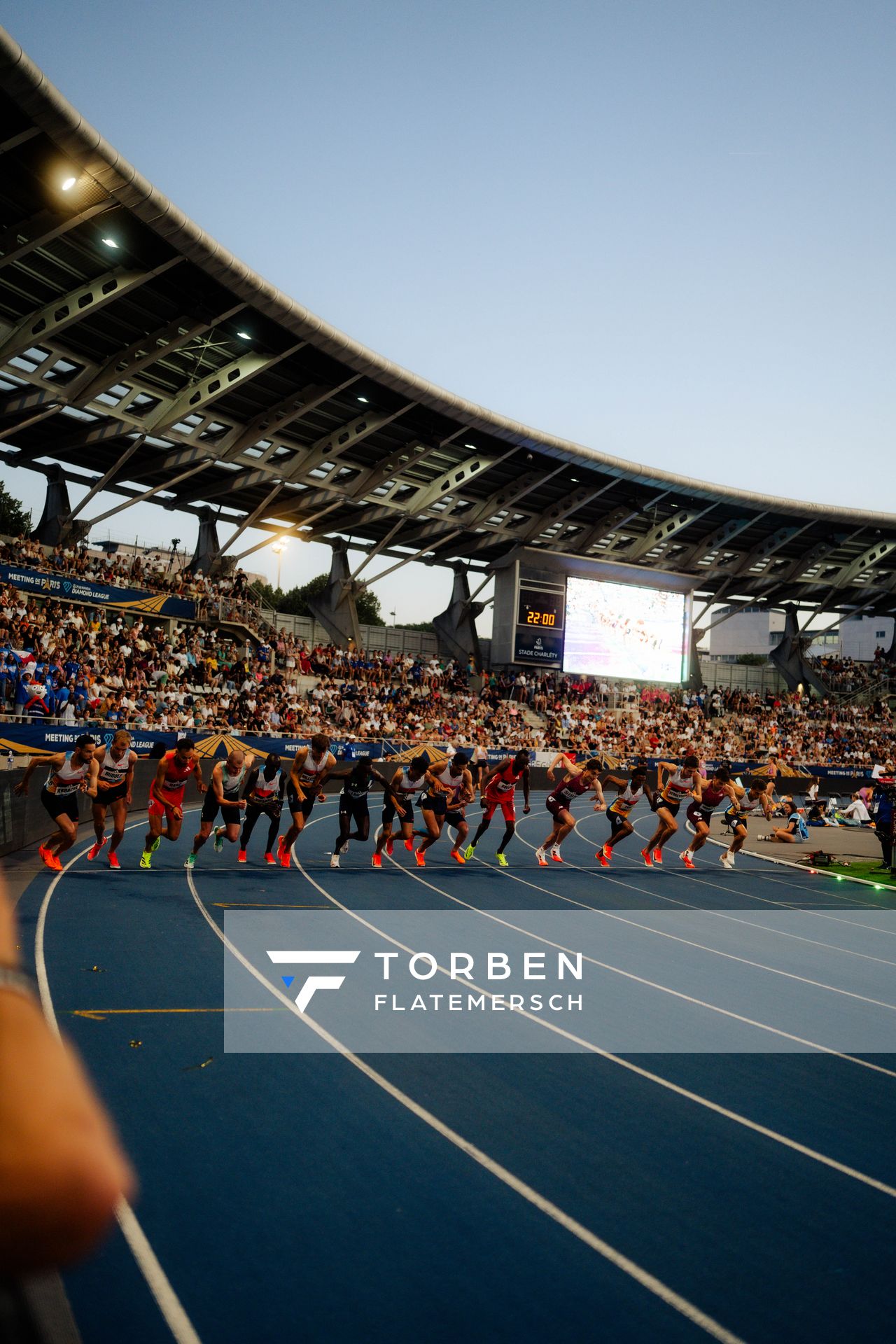 Paul Anselmini (France), Romain Mornet (France), Ruben Verheyden (Belgium), Tshepo Tshite (South Africa), Pieter Sisk (Belgium), Phanuel Kipkosgei Koech (Kenya), Pierrik Jocteur-Monrozier (France), Louis Gilavert (France), Flavien Szot (France), Festus Lagat (Kenya), Stefan Nillessen (Netherlands), Abel Kipsang (Kenya), George Mills (United Kingdom), Azeddine Habz (France), Žan Rudolf (Slovenia), Mounir Akbache (France) during the 1500m race at the Wanda Diamond League MEETING de Paris on 20/06/2025 in Paris