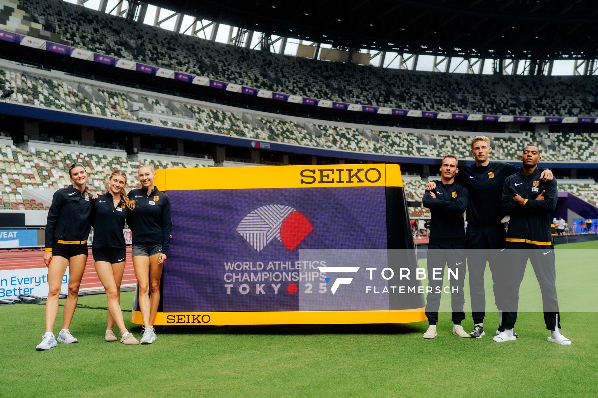 The German 4x400 meter mixed relay team with Jana Lakner (GER), Johanna Martin (GER), Elisa Lechleitner (GER), Florian Kroll (GER), Manuel Sanders (GER), Emil Agyekum (GER) during the World Athletics Championships on 12.09.2025 in Tokyo