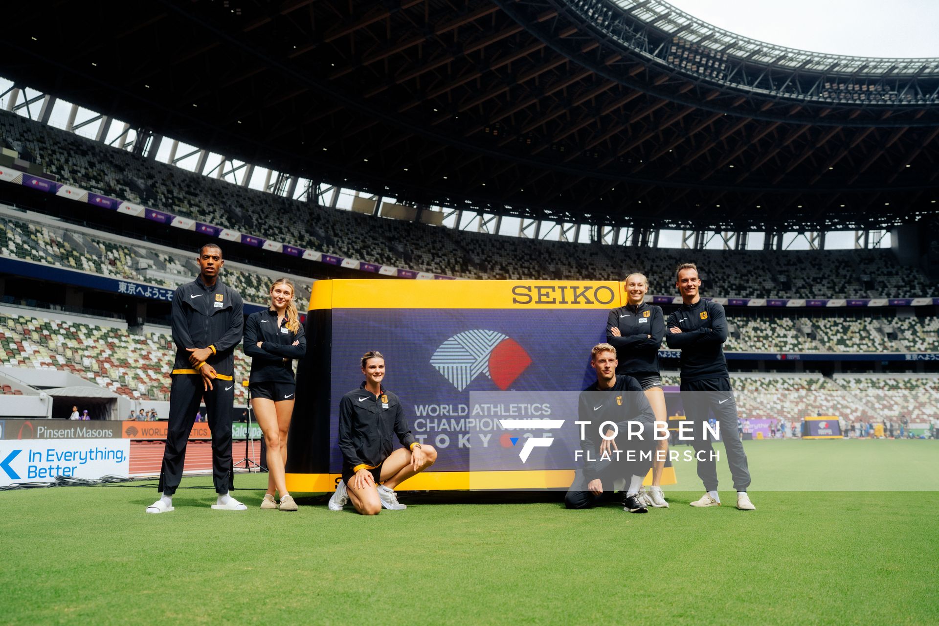 The German 4x400 meter mixed relay team with Jana Lakner (GER), Johanna Martin (GER), Elisa Lechleitner (GER), Florian Kroll (GER), Manuel Sanders (GER), Emil Agyekum (GER) during the World Athletics Championships on 12.09.2025 in Tokyo