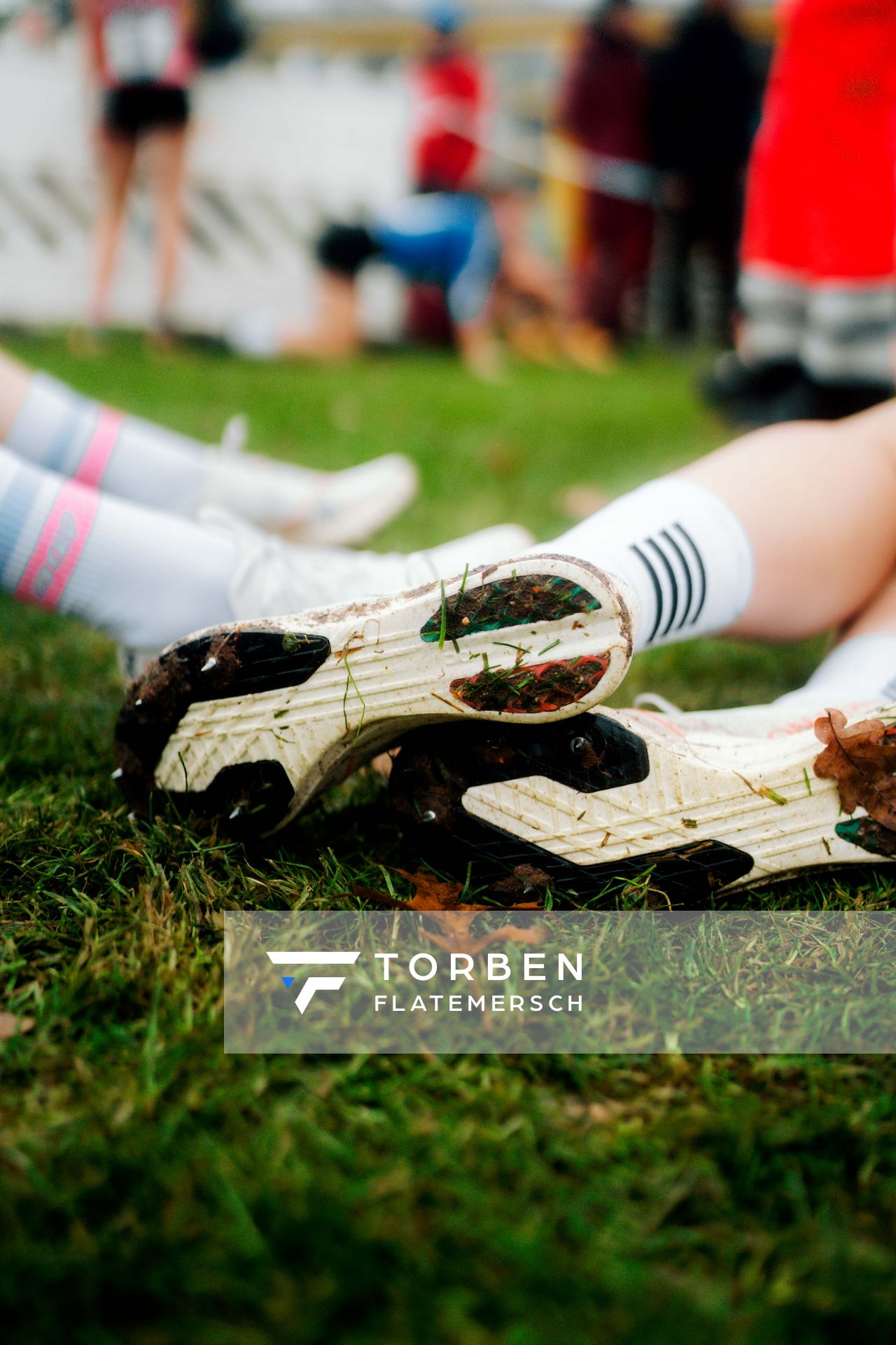 Impressionen: Crossspikes bei den Deutschen Meisterschaften im Crosslauf auf dem Sportgelände Bürgerpark Nord am 29.11.2025 in Darmstadt