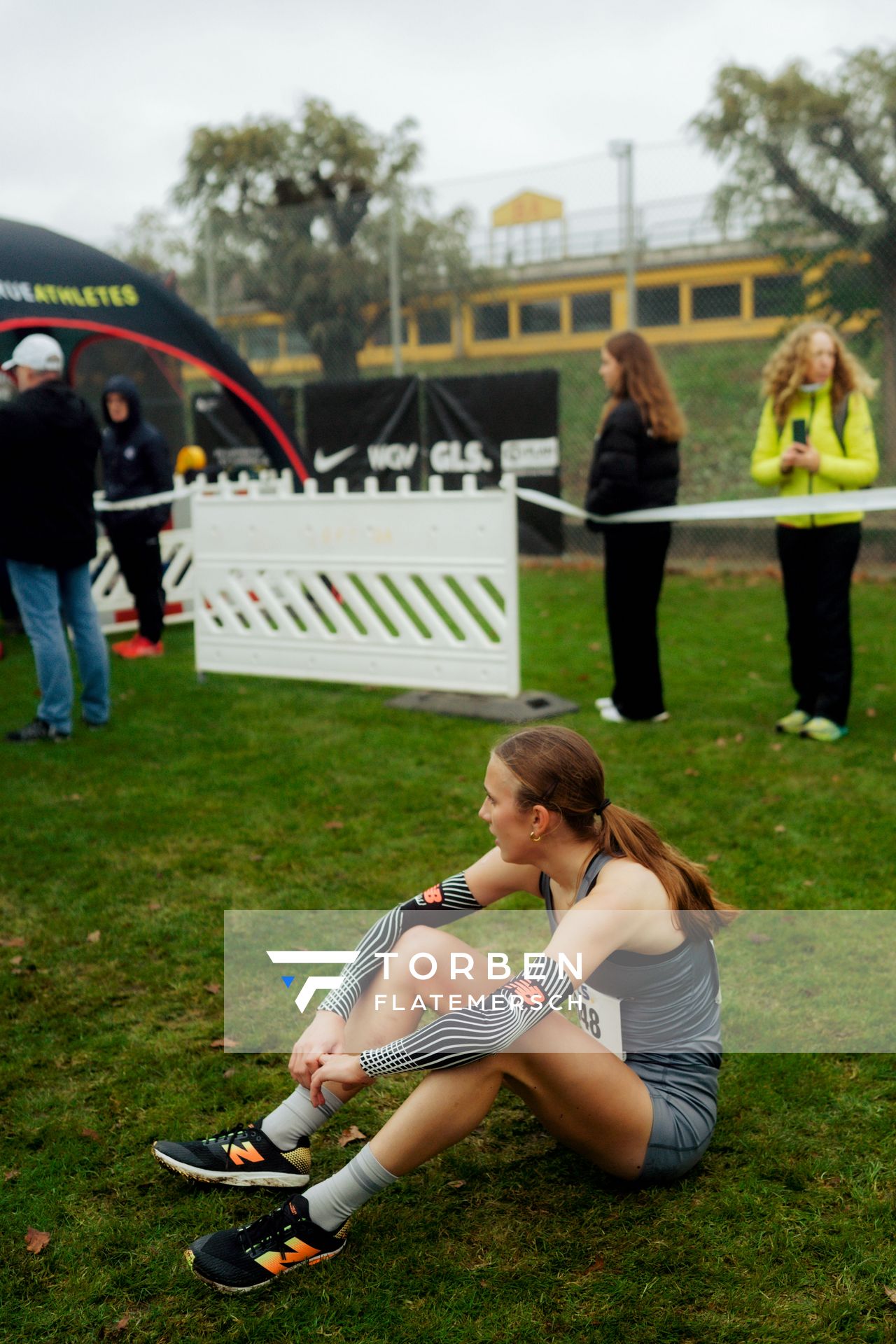 Lera Miller (VfL Löningen) im Lauf L03 - Weibliche Jugend U20 bei den Deutschen Meisterschaften im Crosslauf auf dem Sportgelände Bürgerpark Nord am 29.11.2025 in Darmstadt
