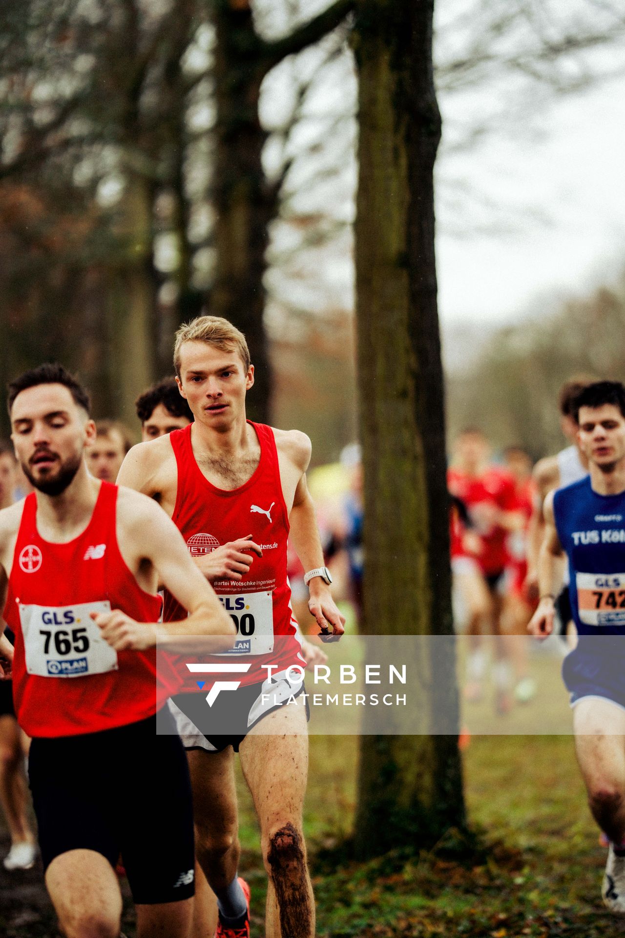 Max Dieterich (LG Braunschweig) im Lauf L10 - Männer, U23 Langstrecke bei den Deutschen Meisterschaften im Crosslauf auf dem Sportgelände Bürgerpark Nord am 30.11.2025 in Darmstadt