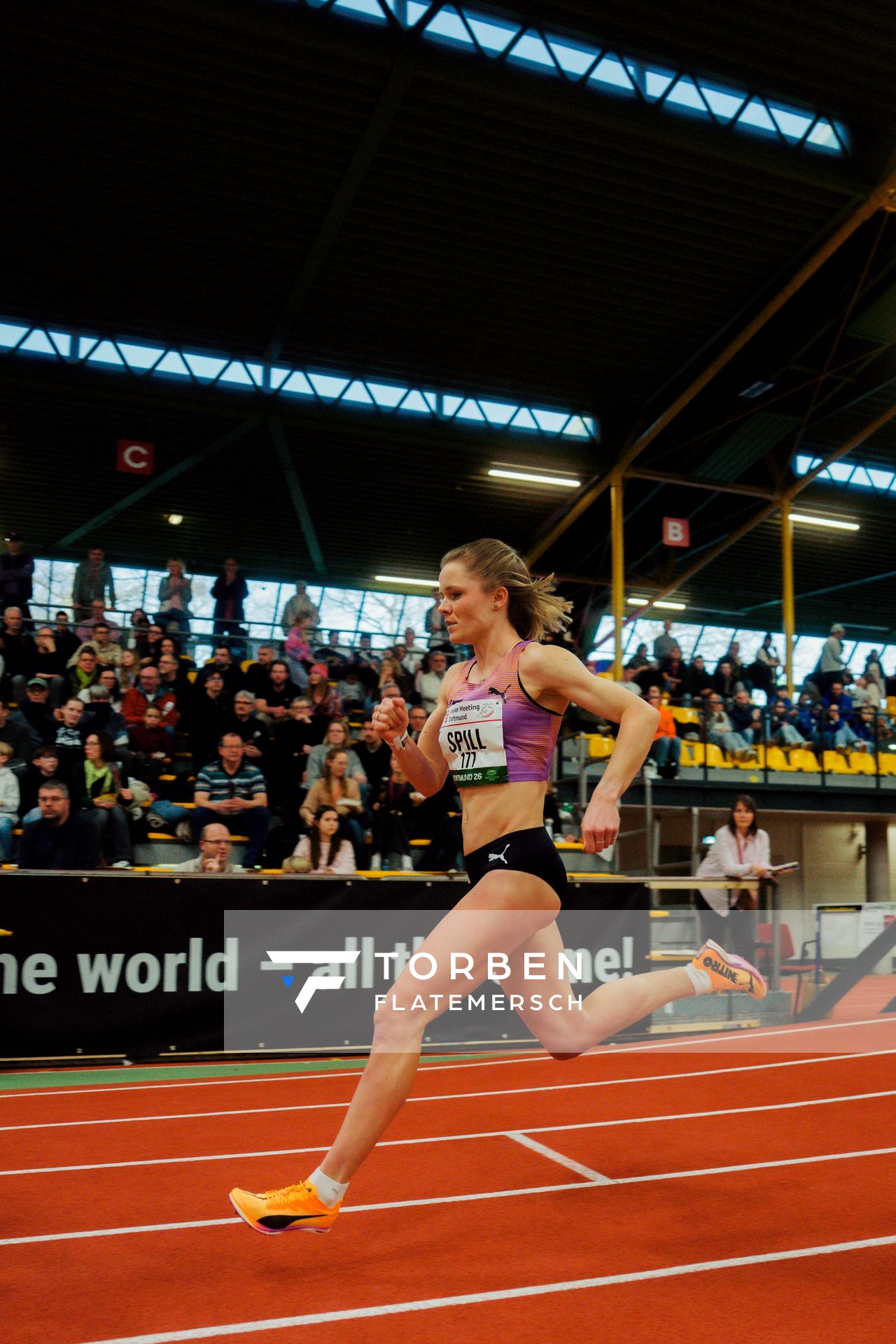 Tanja Spill (TSV Bayer Dormagen) am 08.02.2026 beim Sparkassen Indoor Meeting in der Helmut-Körnig-Halle in Dortmund