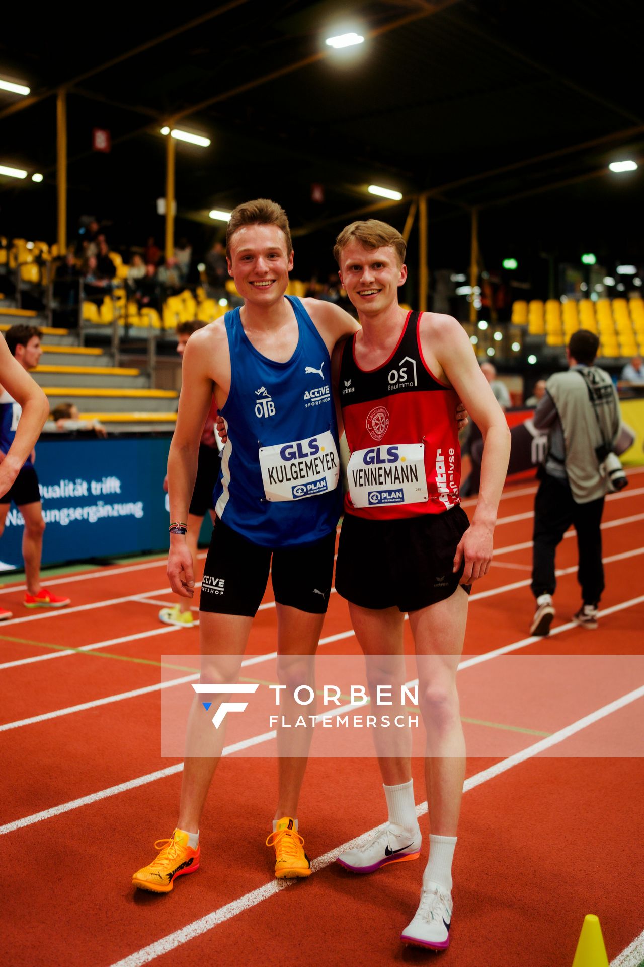 Jonas Kulgemeyer (OTB Osnabrück), Linus Vennemann (LG Osnabrück) am 27.02.2026 bei den Deutschen Hallen Meisterschaften in der Helmut-Körnig-Halle in Dortmund