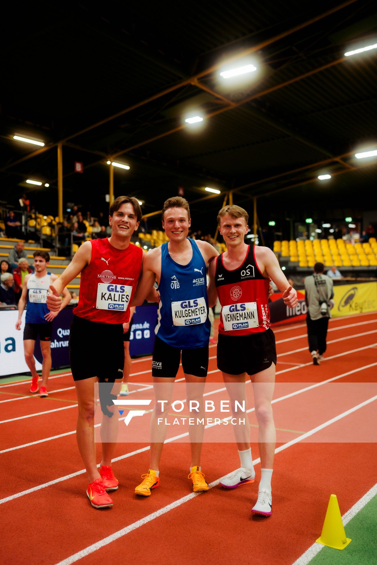  Tim Kalies (LG Braunschweig), Jonas Kulgemeyer (OTB Osnabrück), Linus Vennemann (LG Osnabrück) am 27.02.2026 bei den Deutschen Hallen Meisterschaften in der Helmut-Körnig-Halle in Dortmund